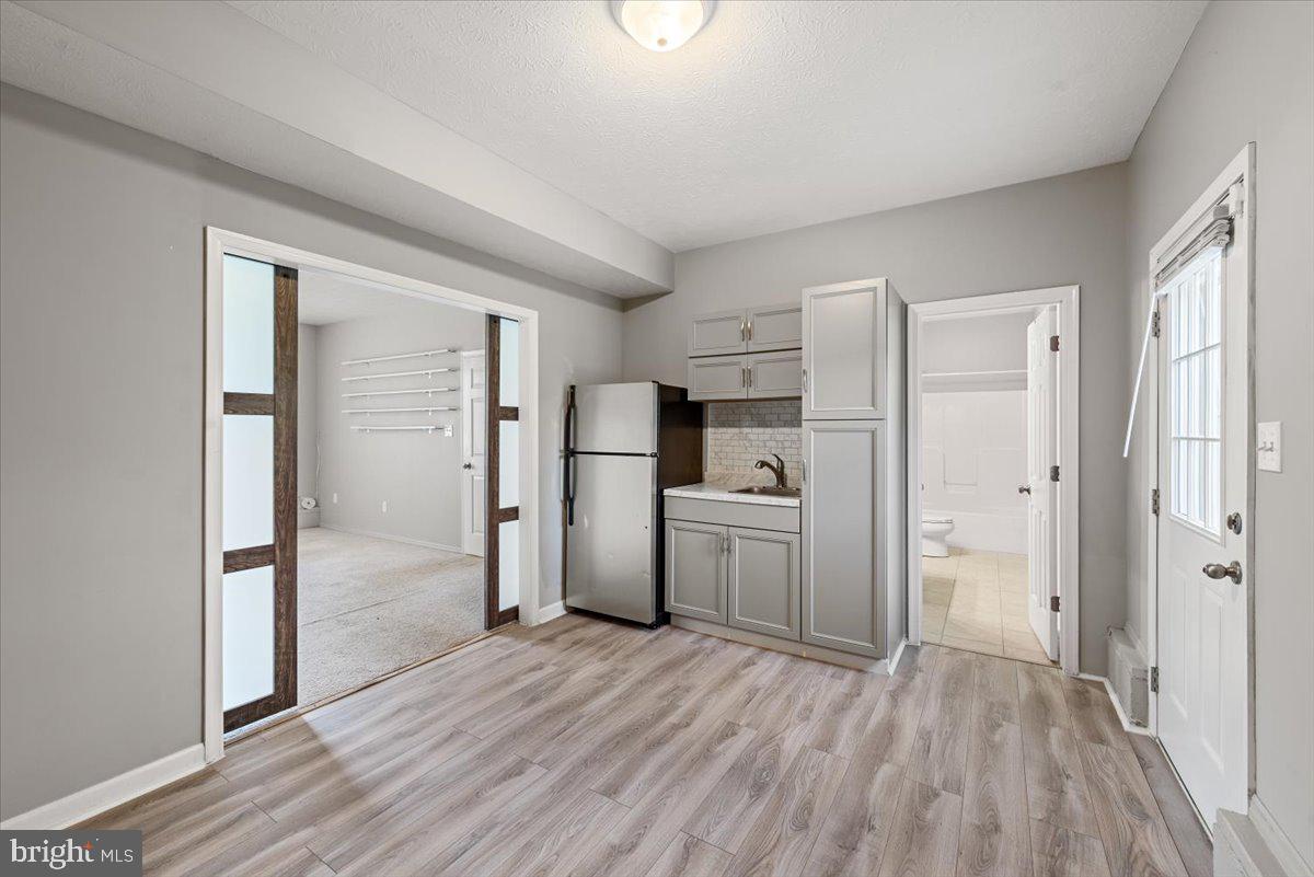 ELIZABETH STATION - Residential