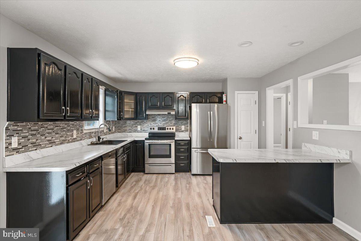 ELIZABETH STATION - Residential