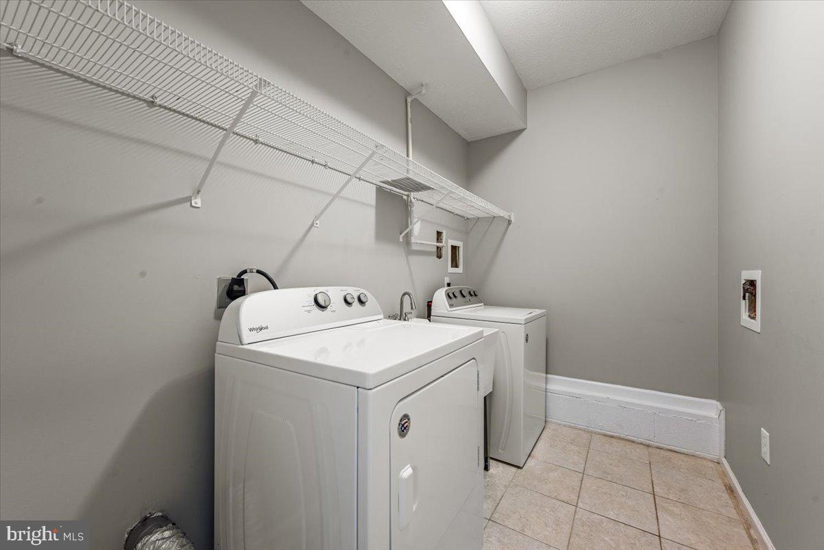 ELIZABETH STATION - Residential