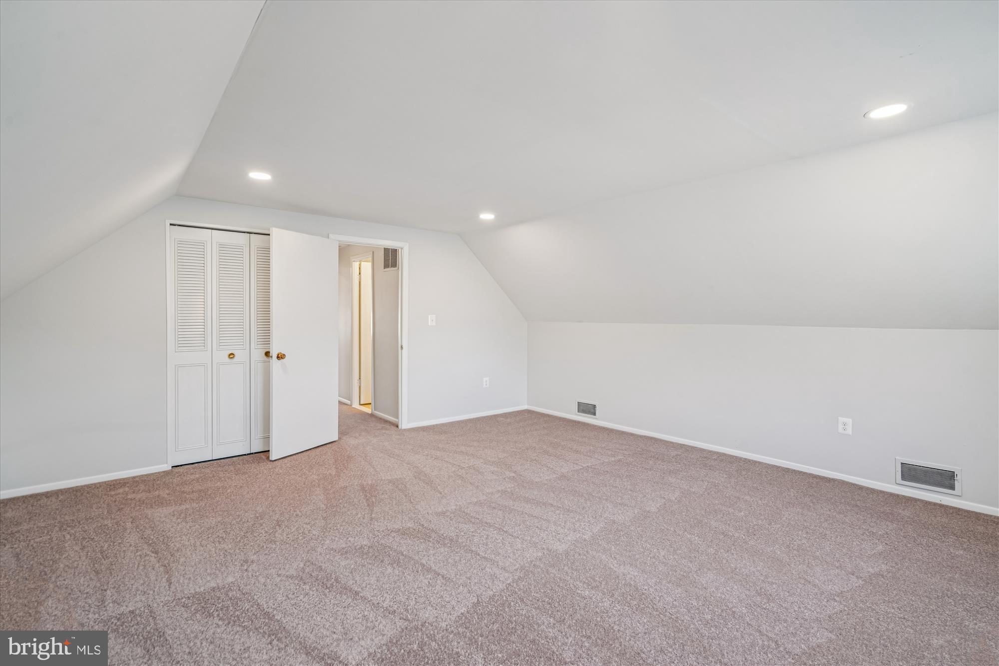 FOXHILL AT BELAIR - Residential Lease