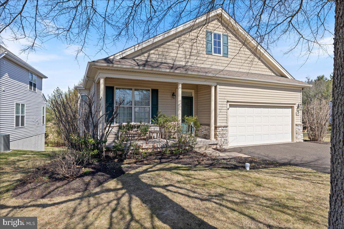 HERITAGE CR ESTS - Residential