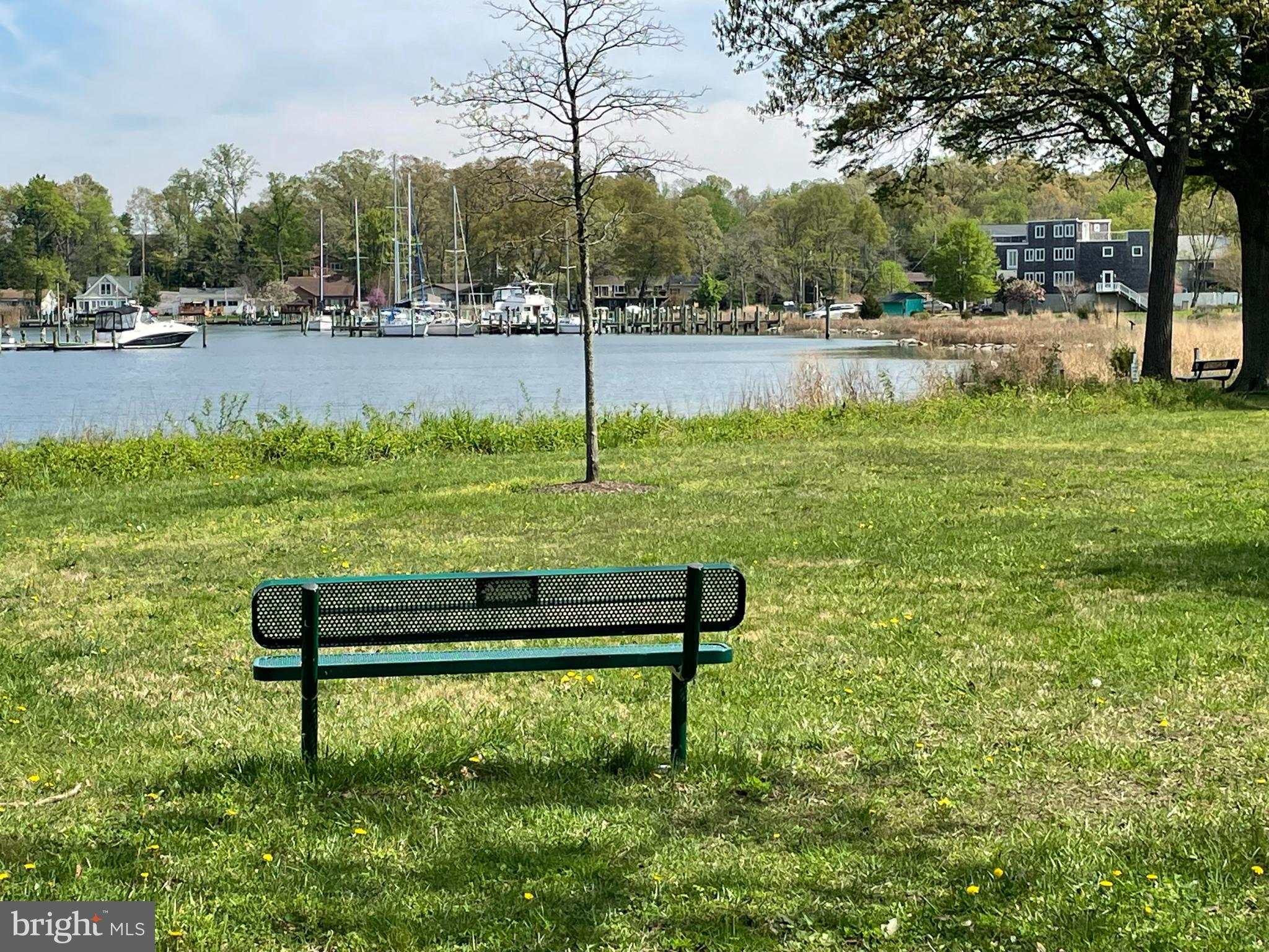 WOODLAND BEACH - Land