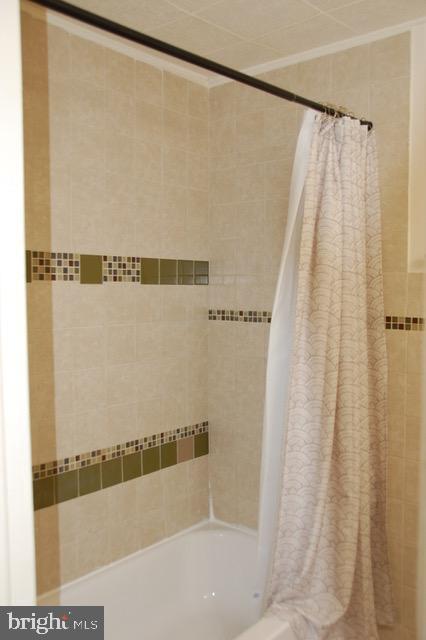 CANTON - Residential Lease