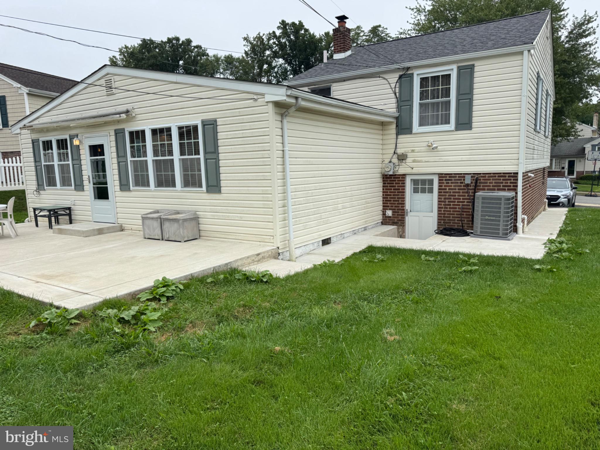 3805 ANDREA ROAD