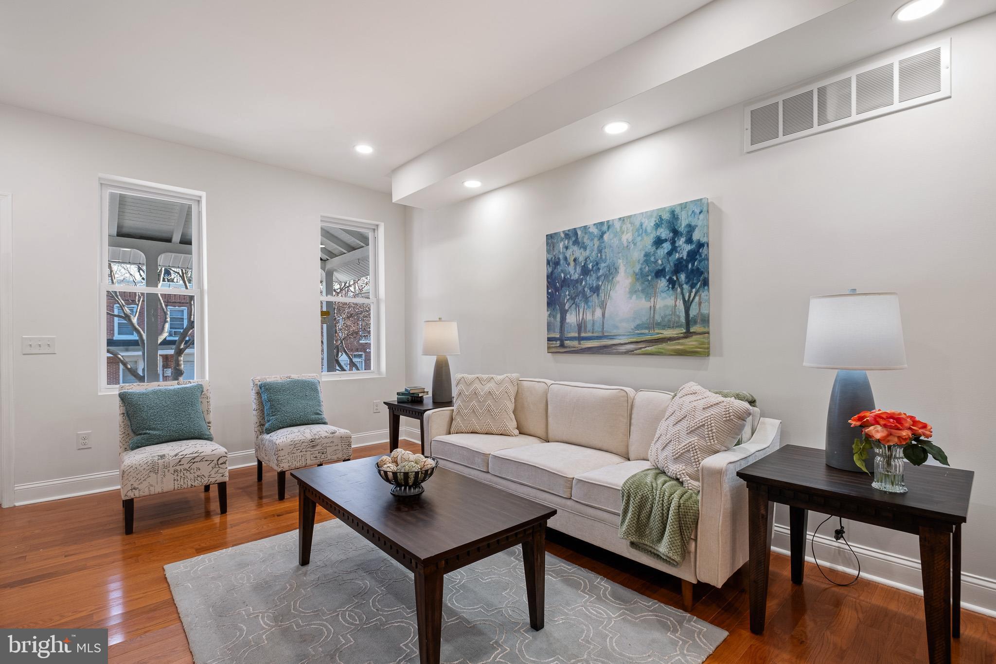 217 N FRANKLIN STREET