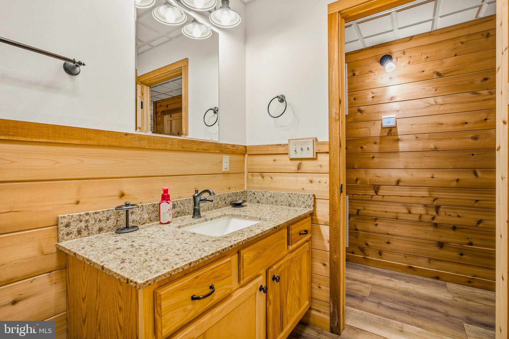 COOLFONT MOUNTAINSIDE - Residential