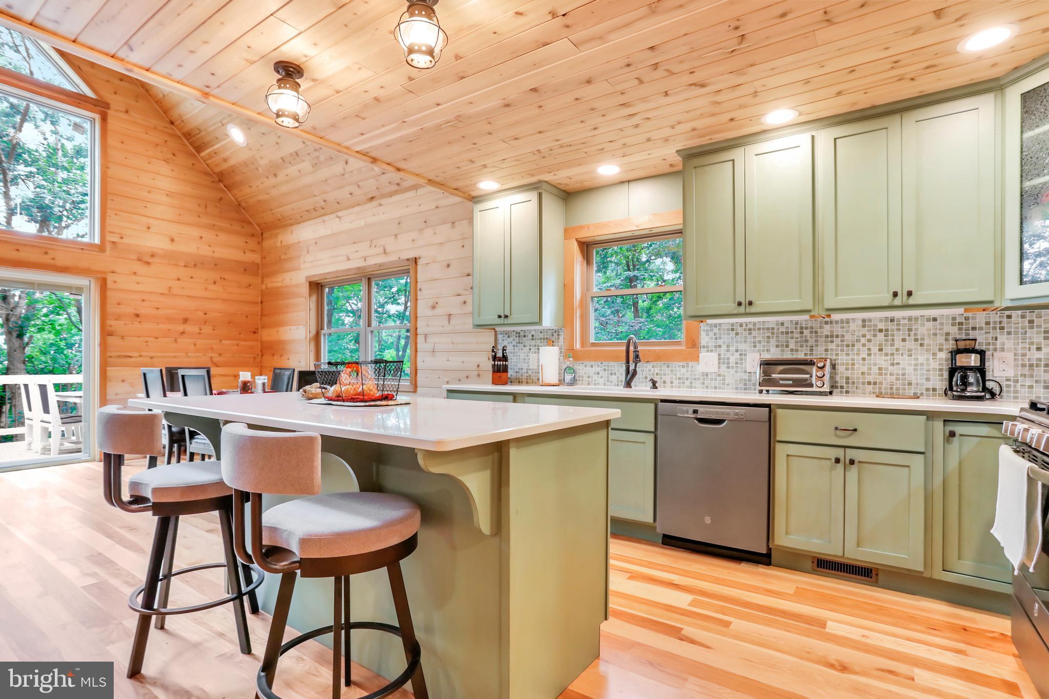 COOLFONT MOUNTAINSIDE - Residential