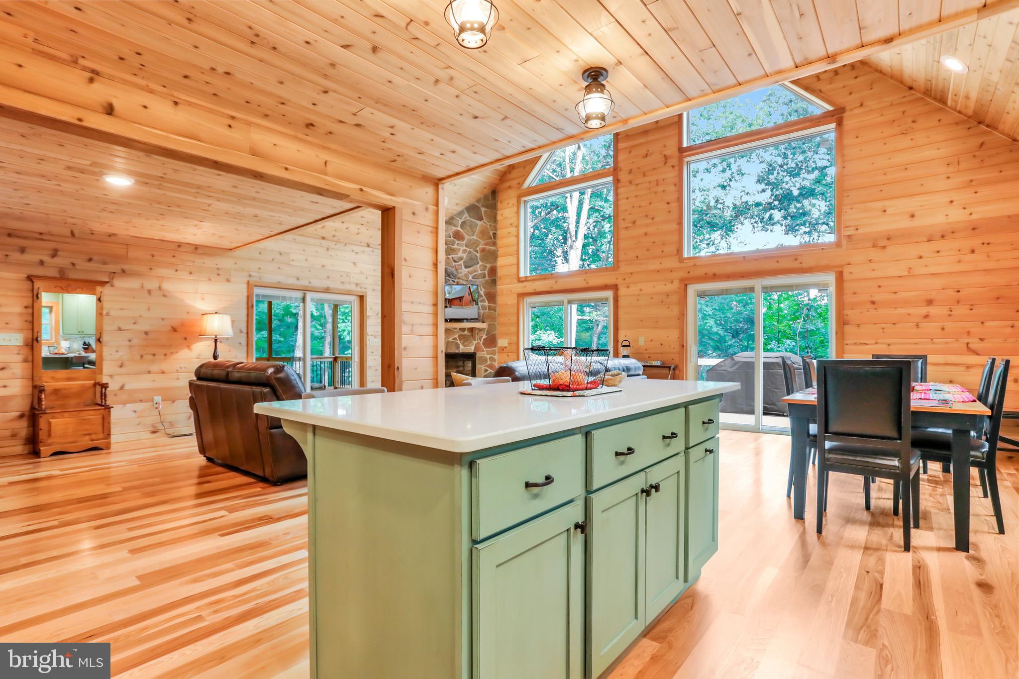 COOLFONT MOUNTAINSIDE - Residential