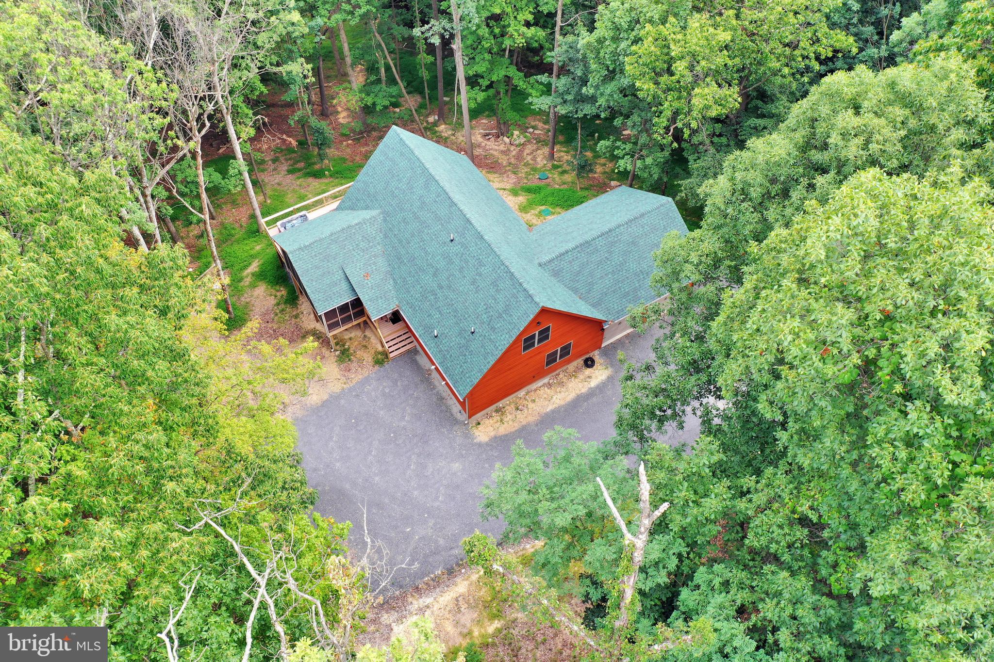 COOLFONT MOUNTAINSIDE - Residential