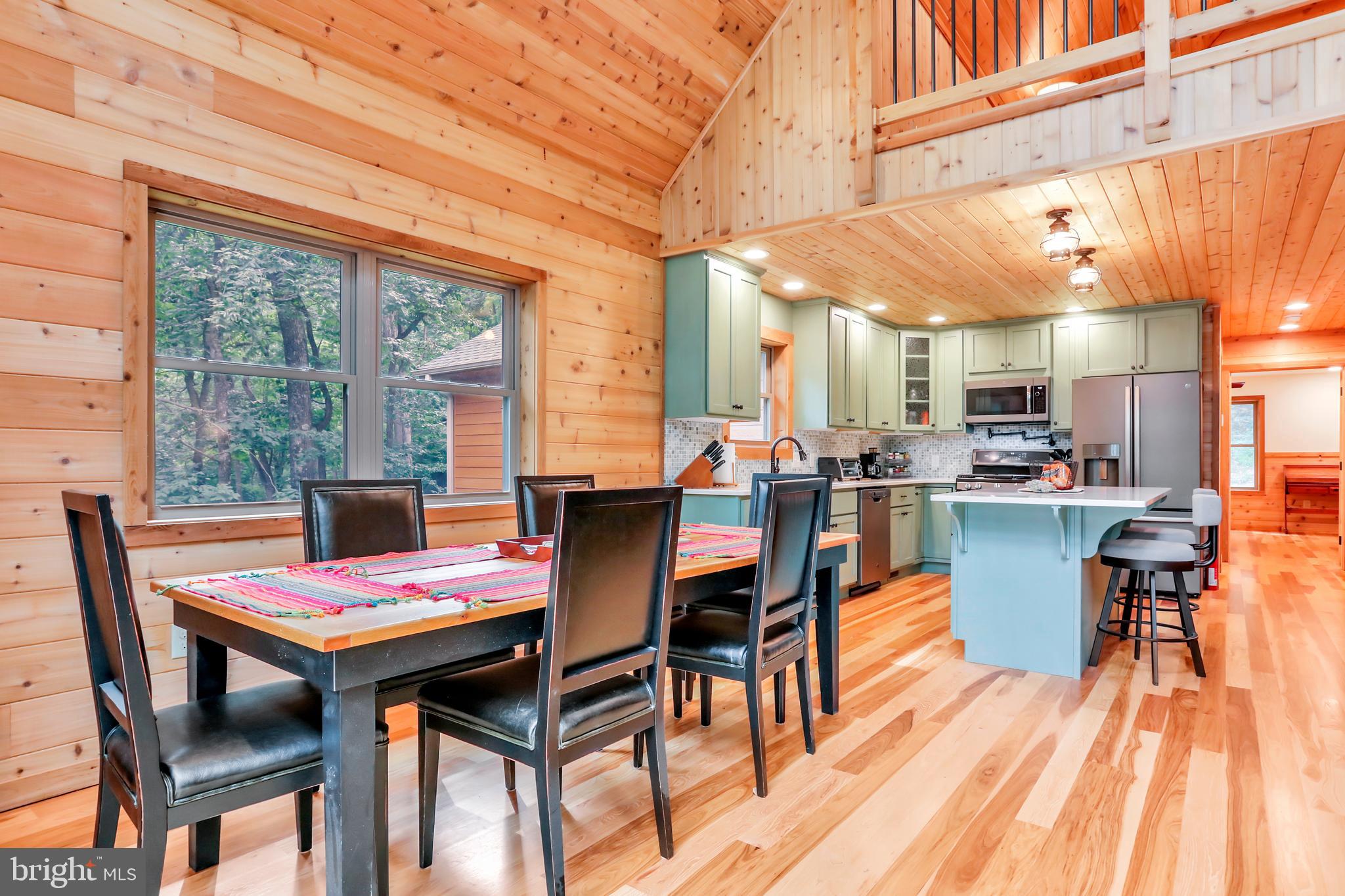 COOLFONT MOUNTAINSIDE - Residential