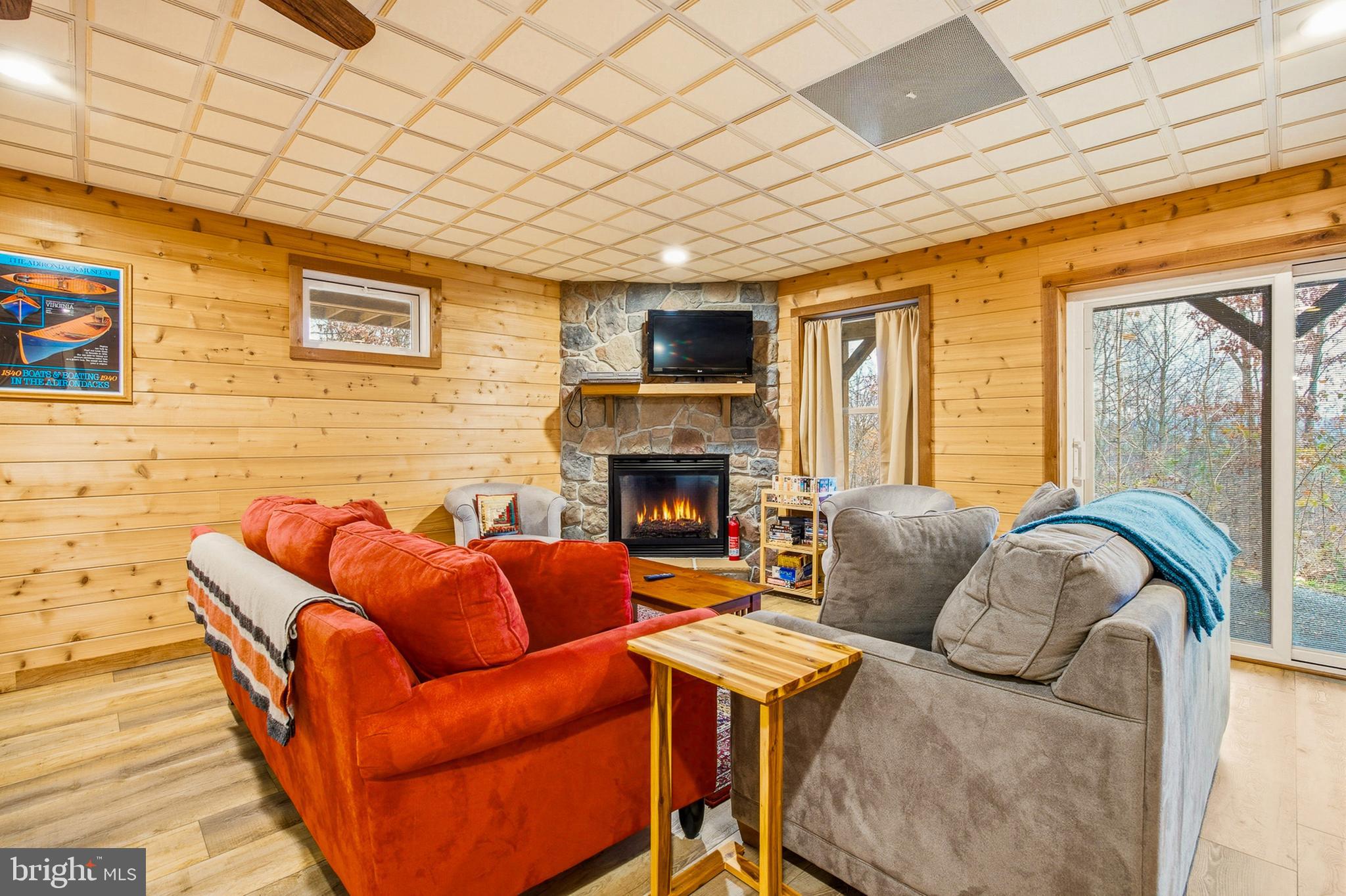 COOLFONT MOUNTAINSIDE - Residential