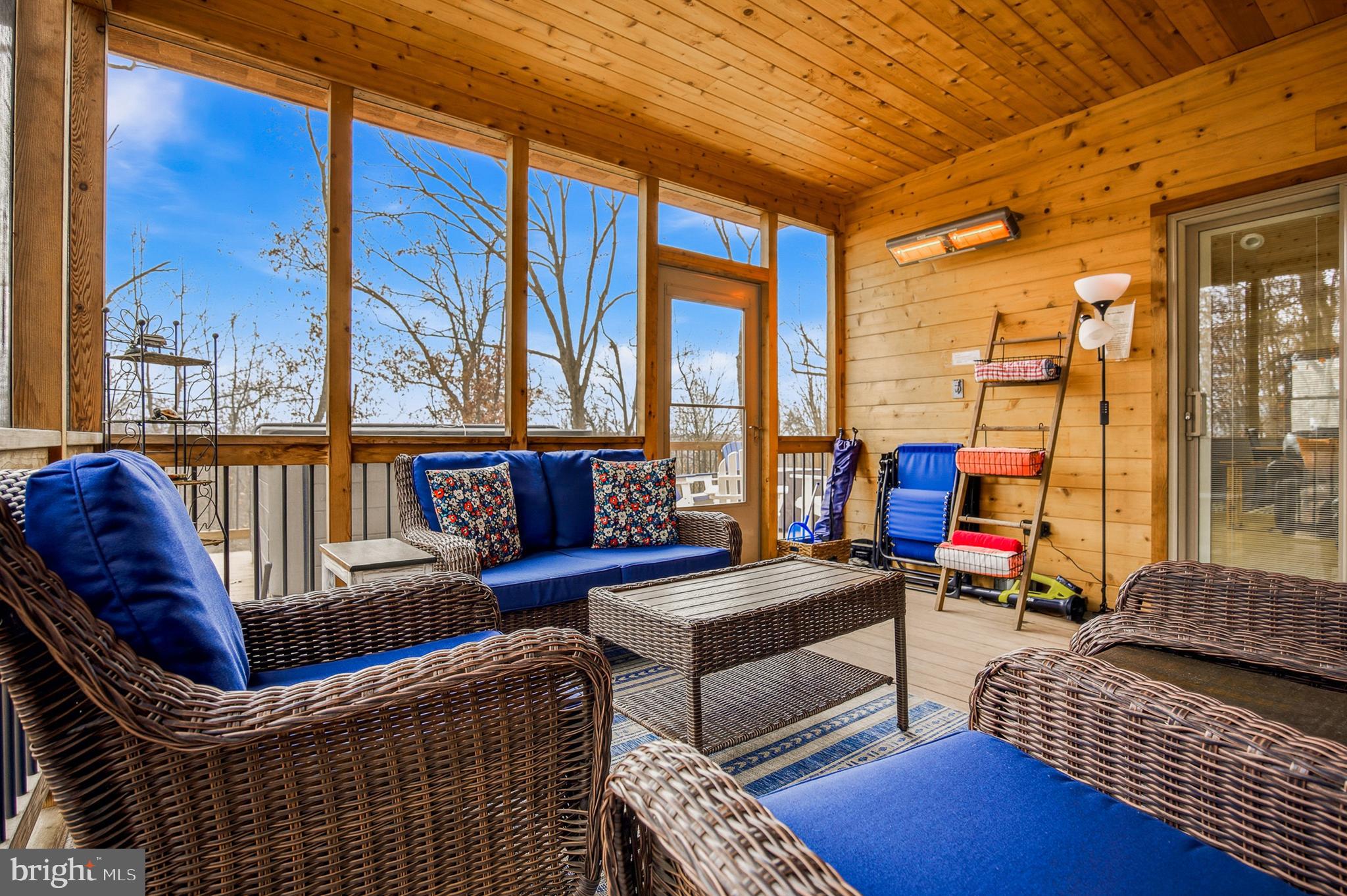 COOLFONT MOUNTAINSIDE - Residential