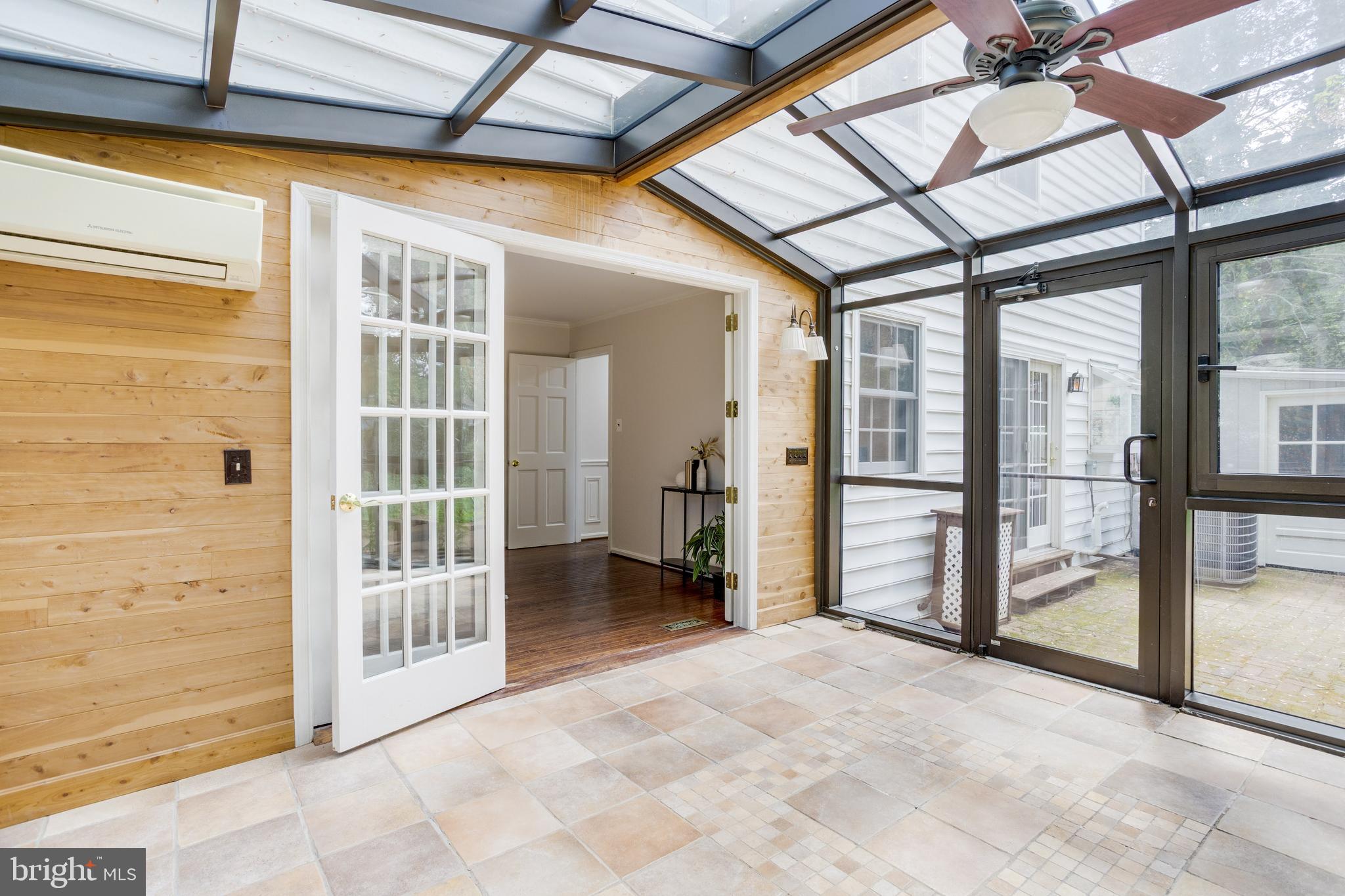 LAKE BRADDOCK - Residential