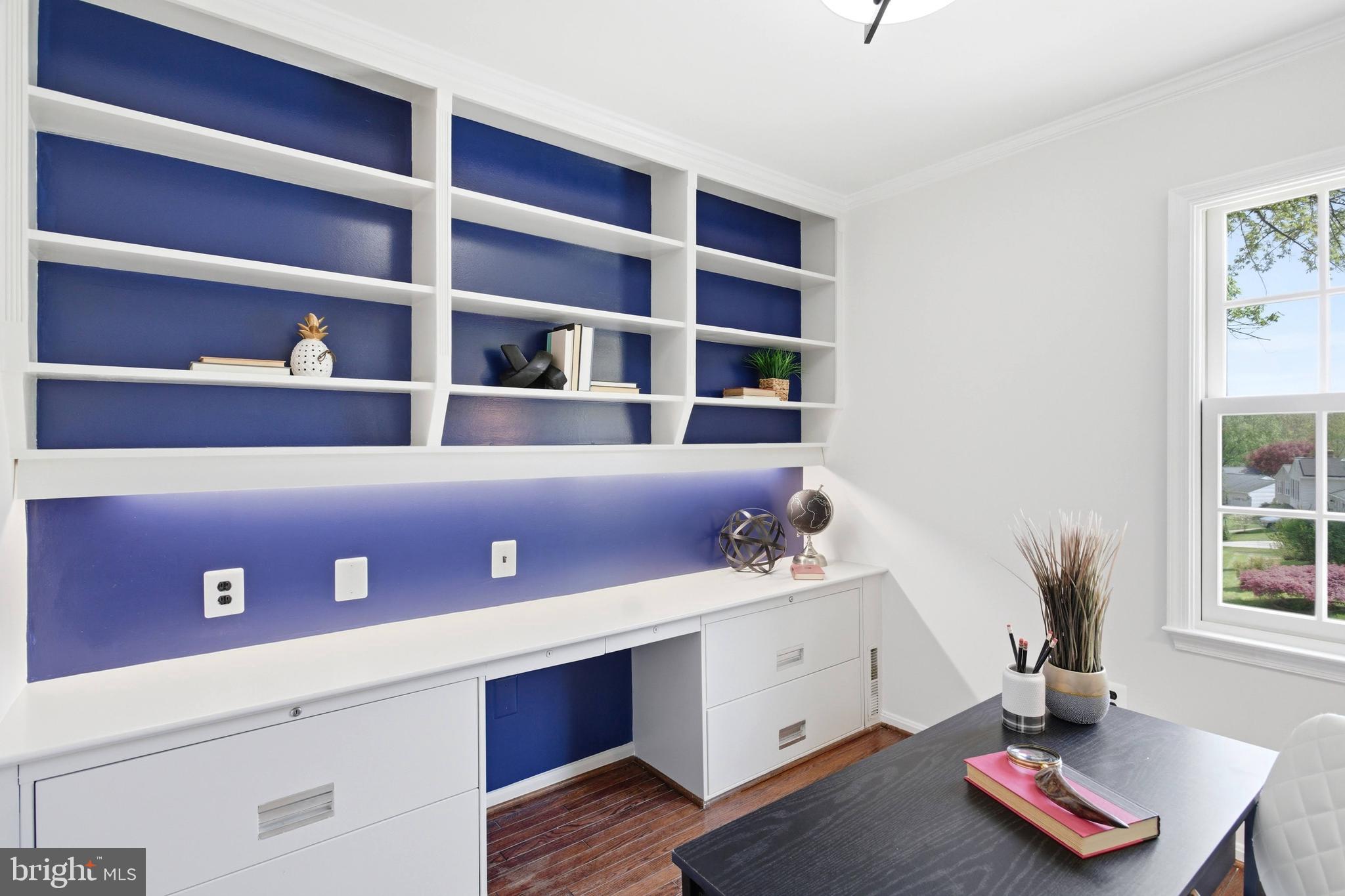 LAKE BRADDOCK - Residential