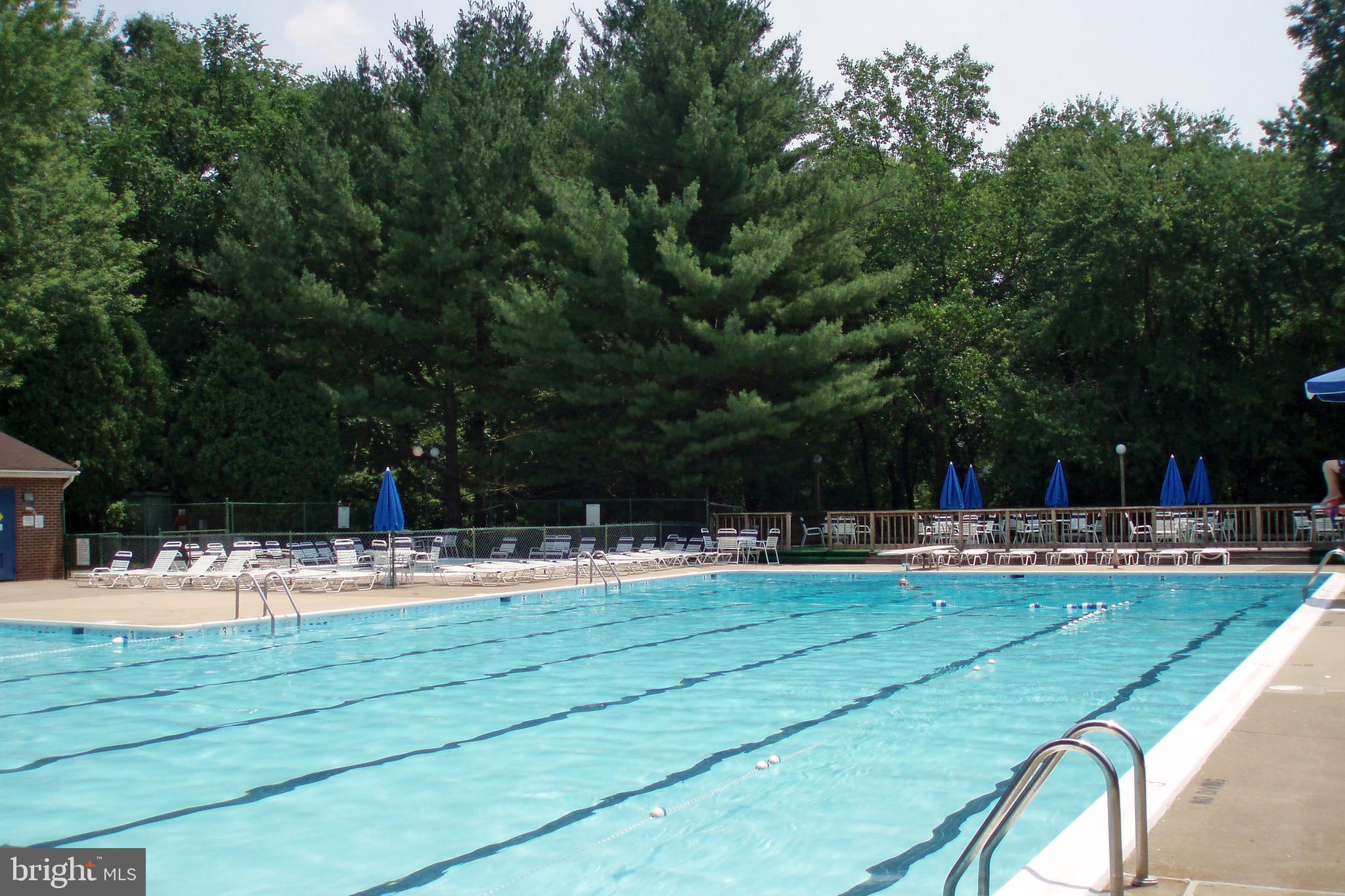 LAKE BRADDOCK - Residential