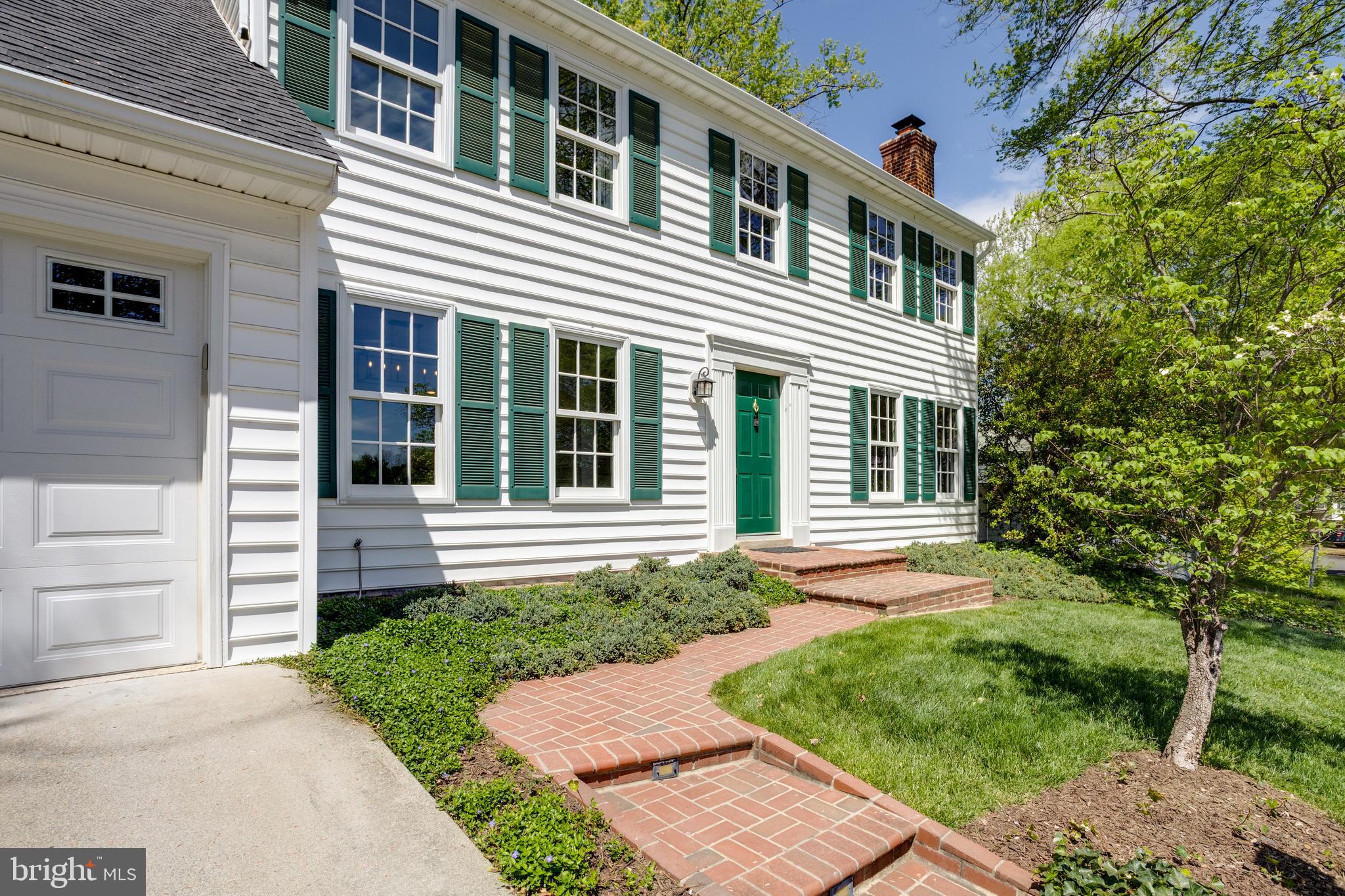 LAKE BRADDOCK - Residential