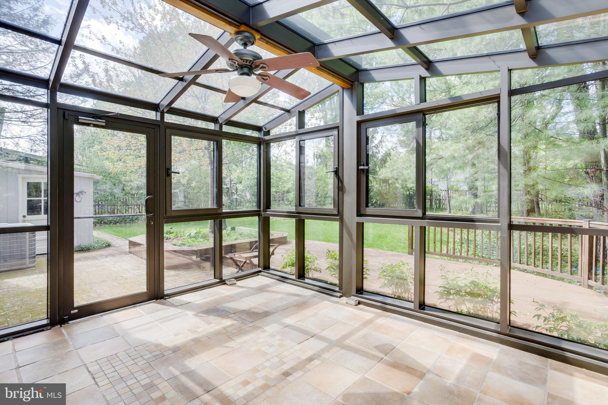 LAKE BRADDOCK - Residential