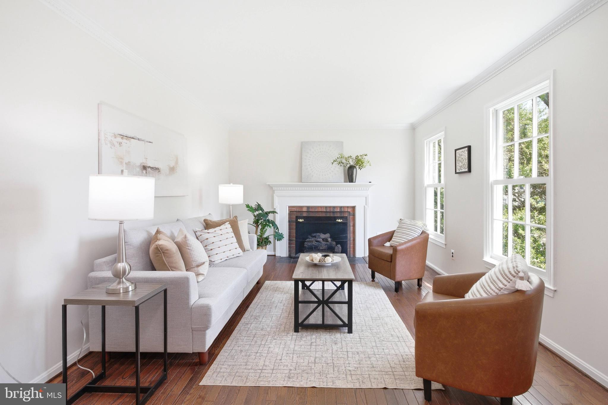 LAKE BRADDOCK - Residential