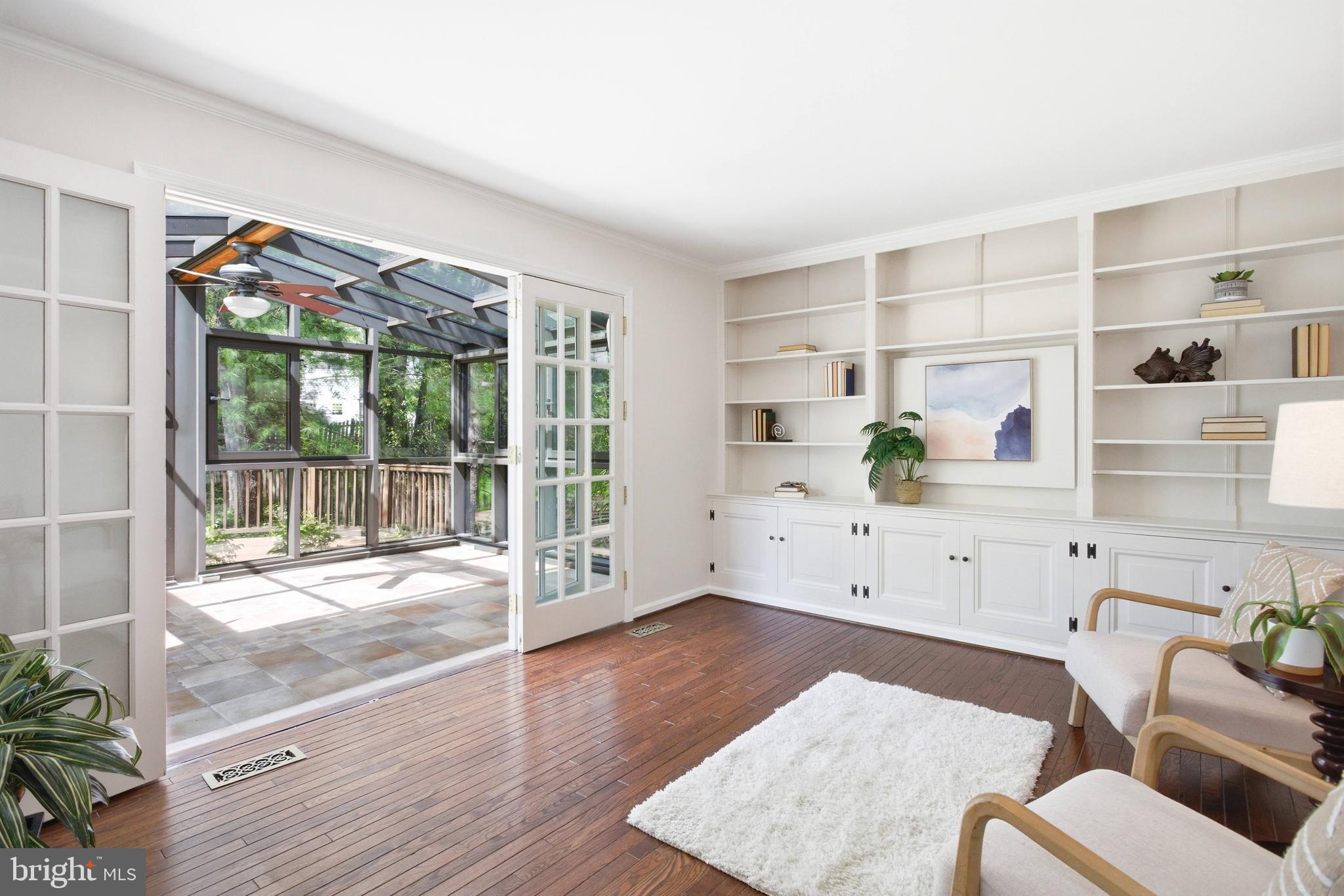 LAKE BRADDOCK - Residential