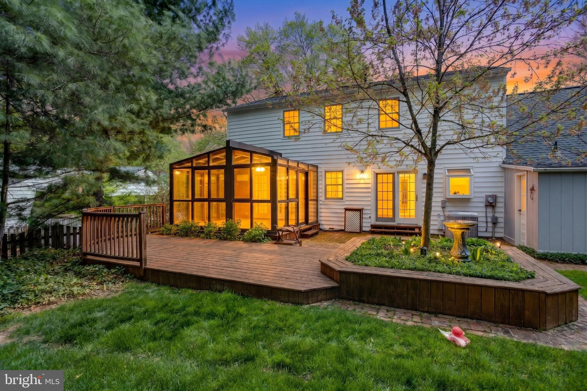 LAKE BRADDOCK - Residential