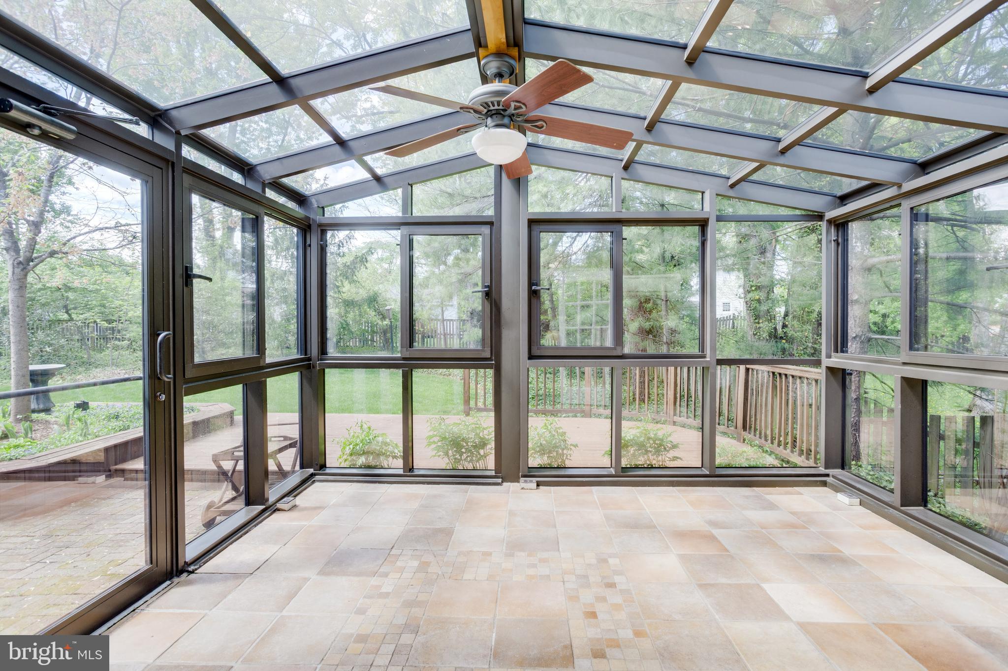 LAKE BRADDOCK - Residential