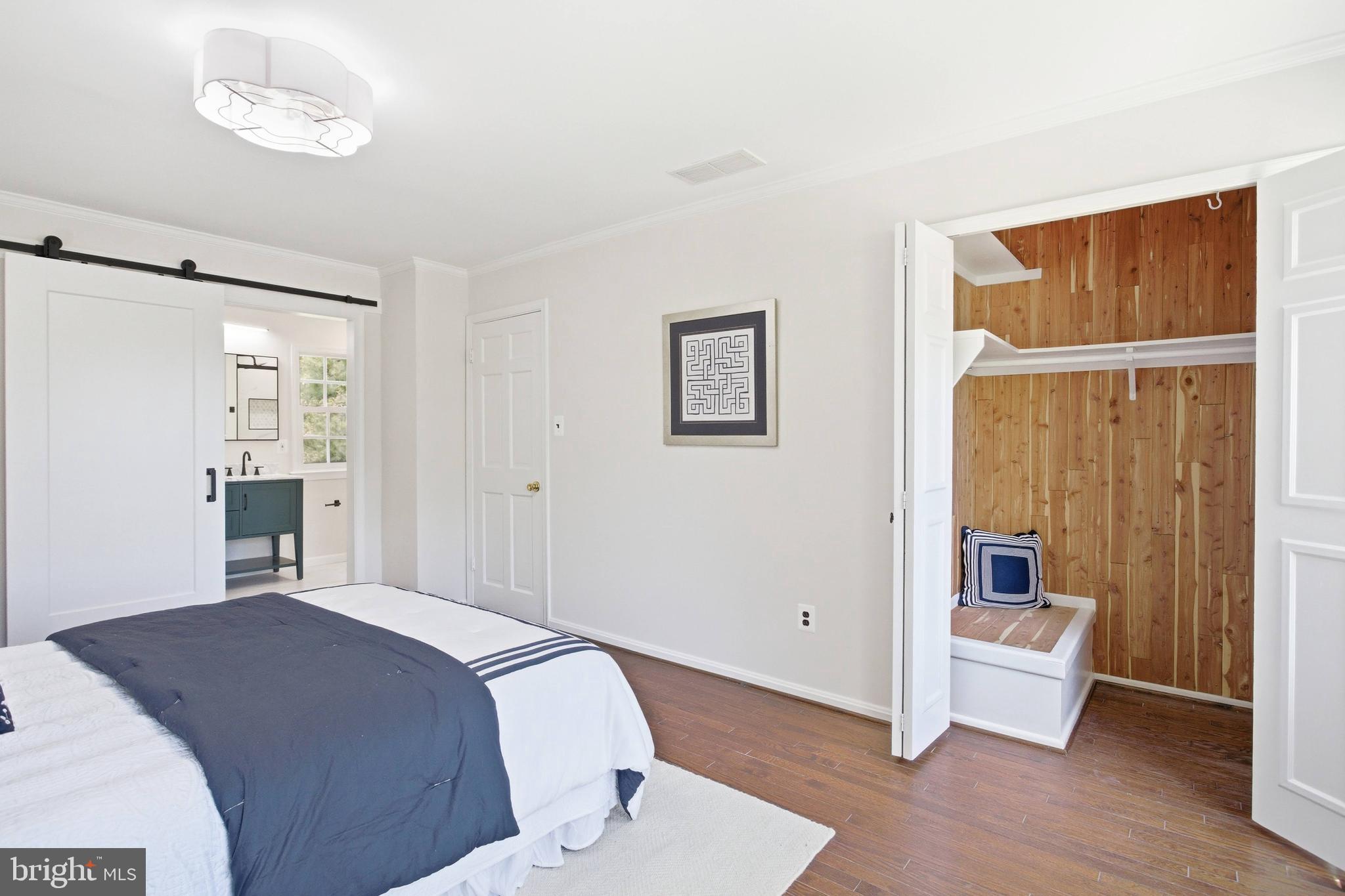 LAKE BRADDOCK - Residential