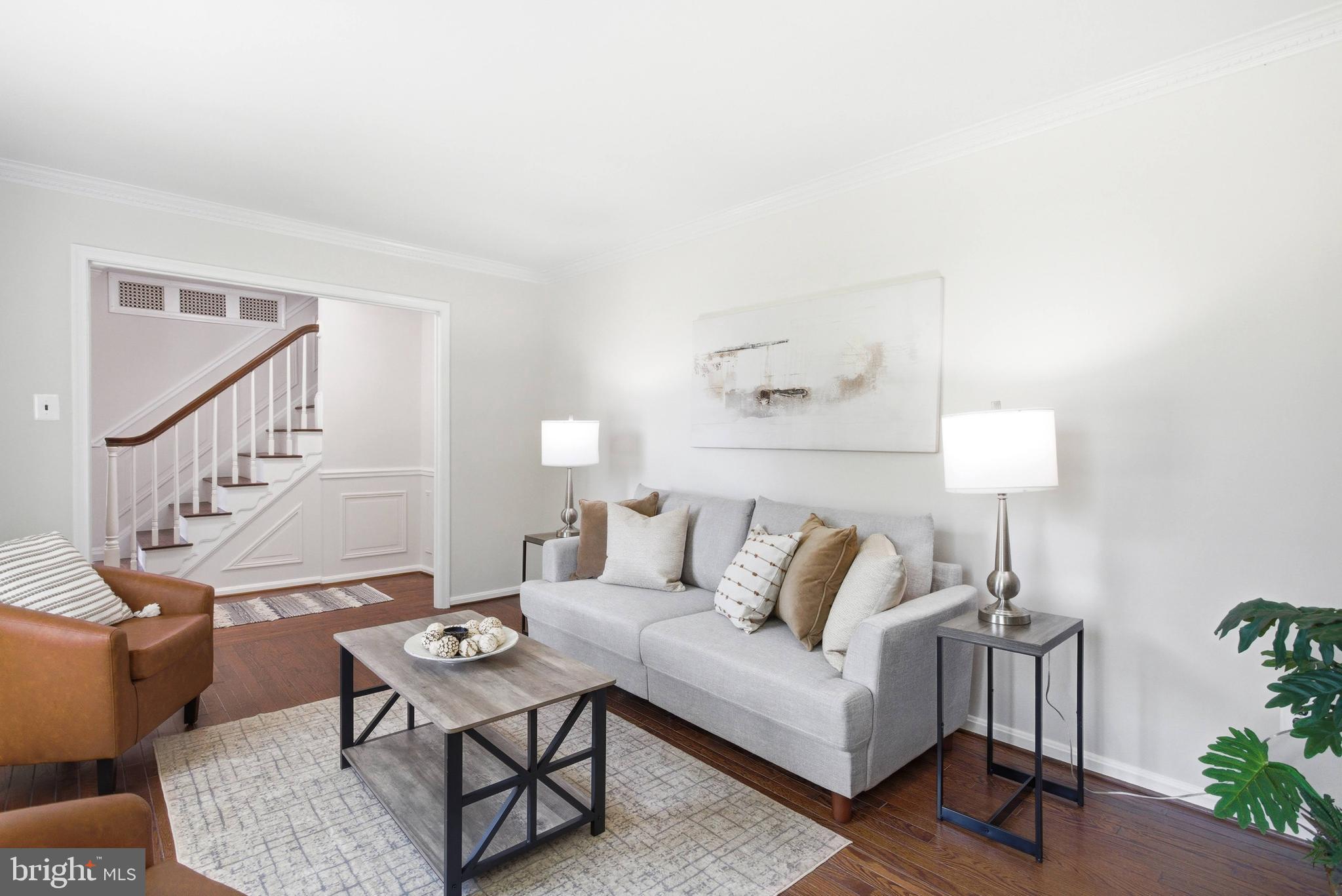 LAKE BRADDOCK - Residential