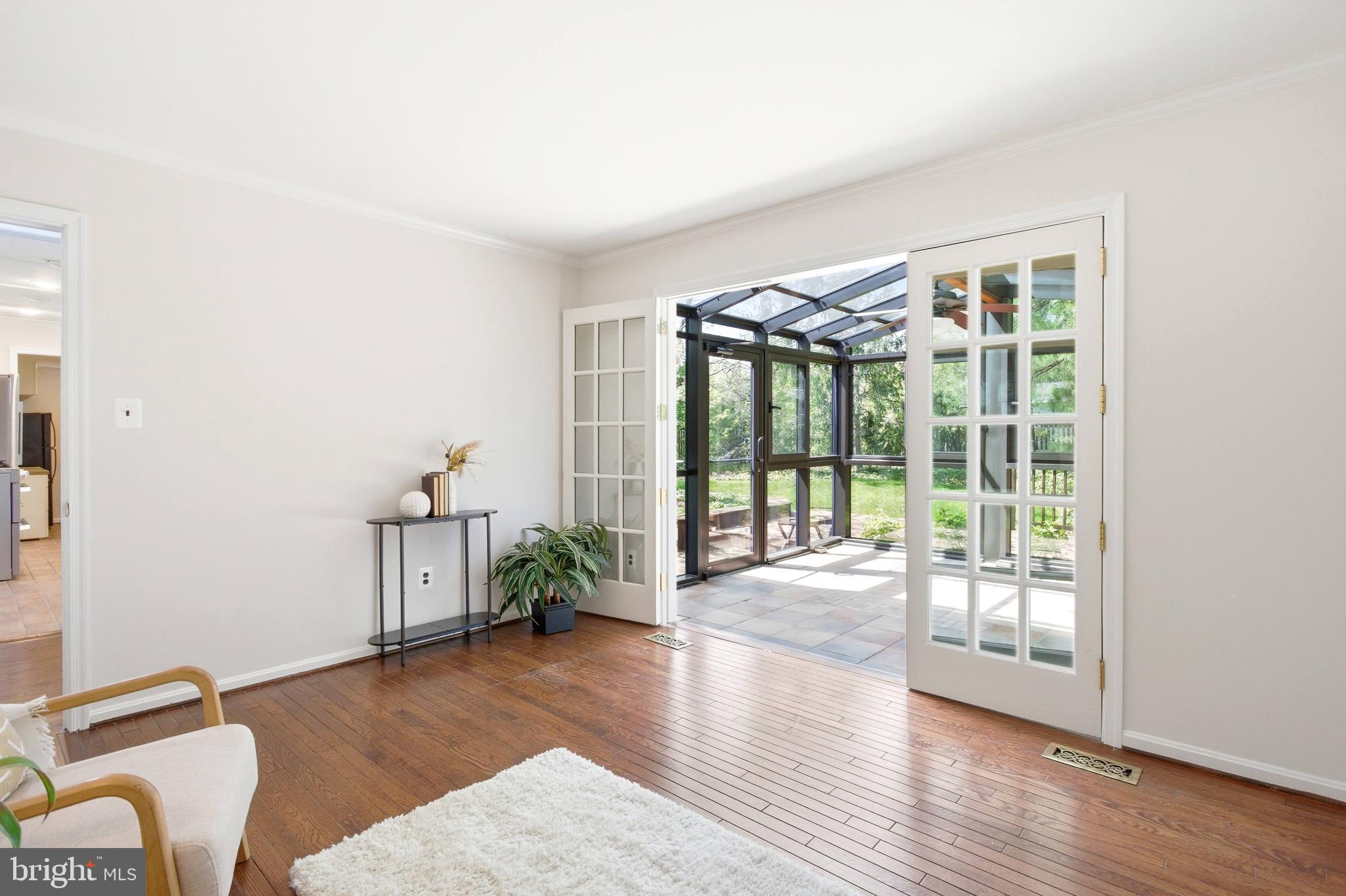 LAKE BRADDOCK - Residential