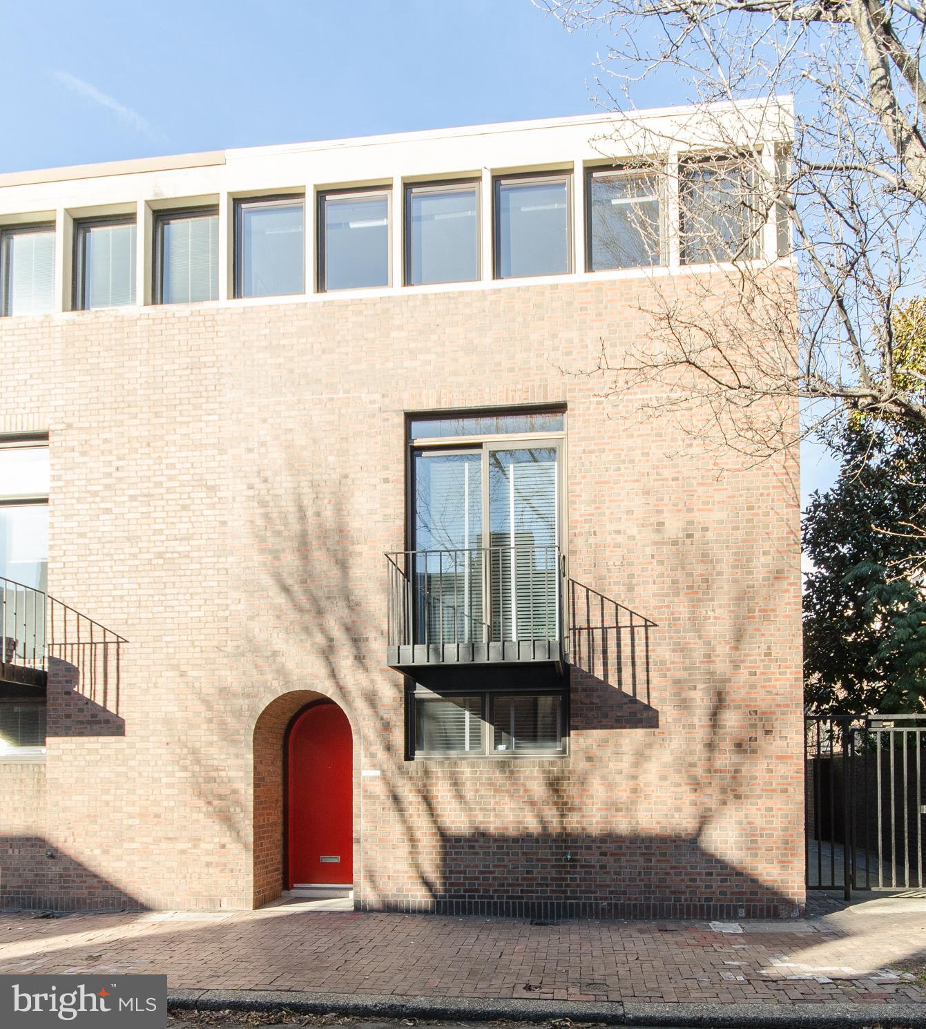 SOCIETY HILL - Residential