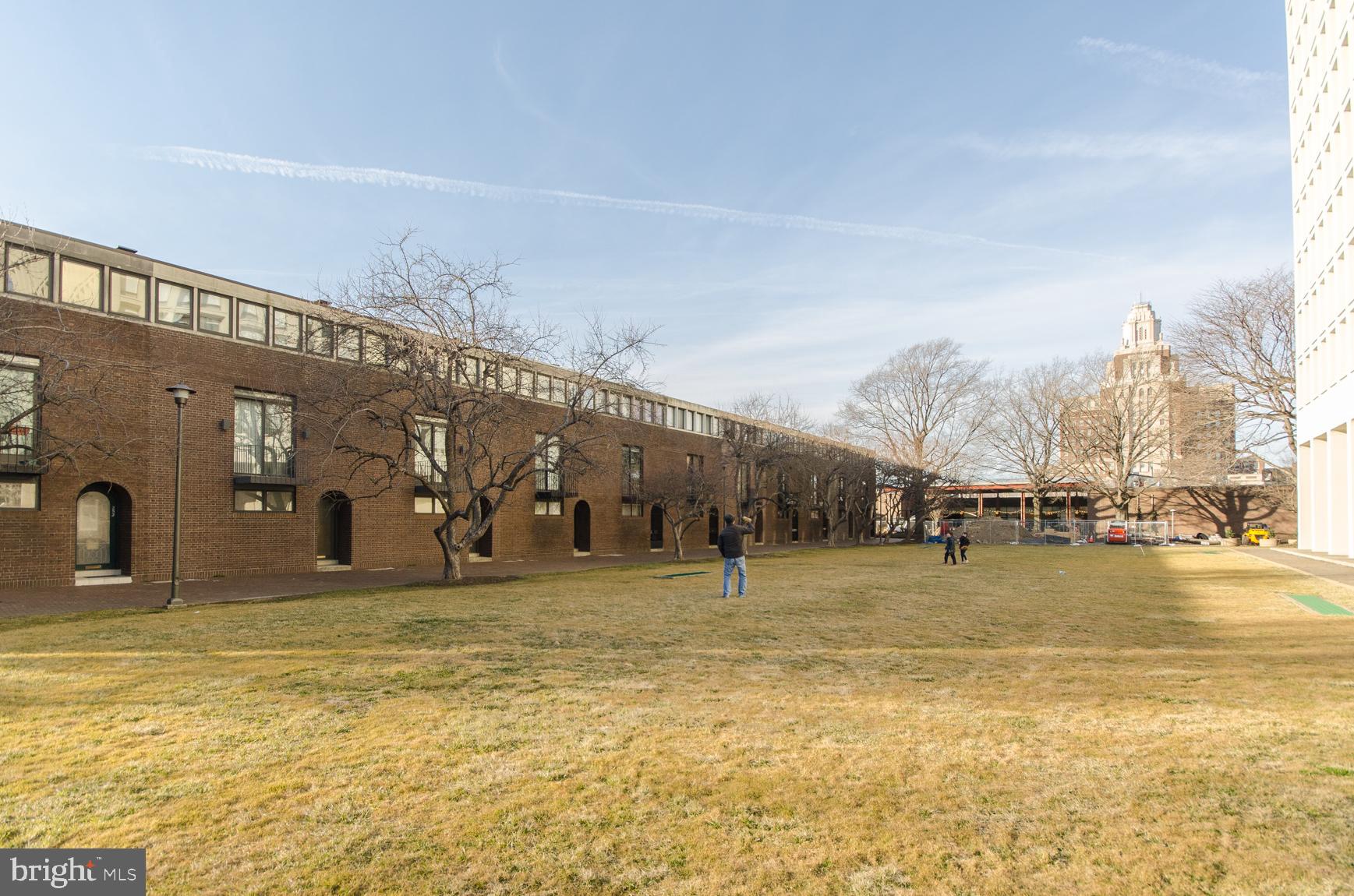 SOCIETY HILL - Residential