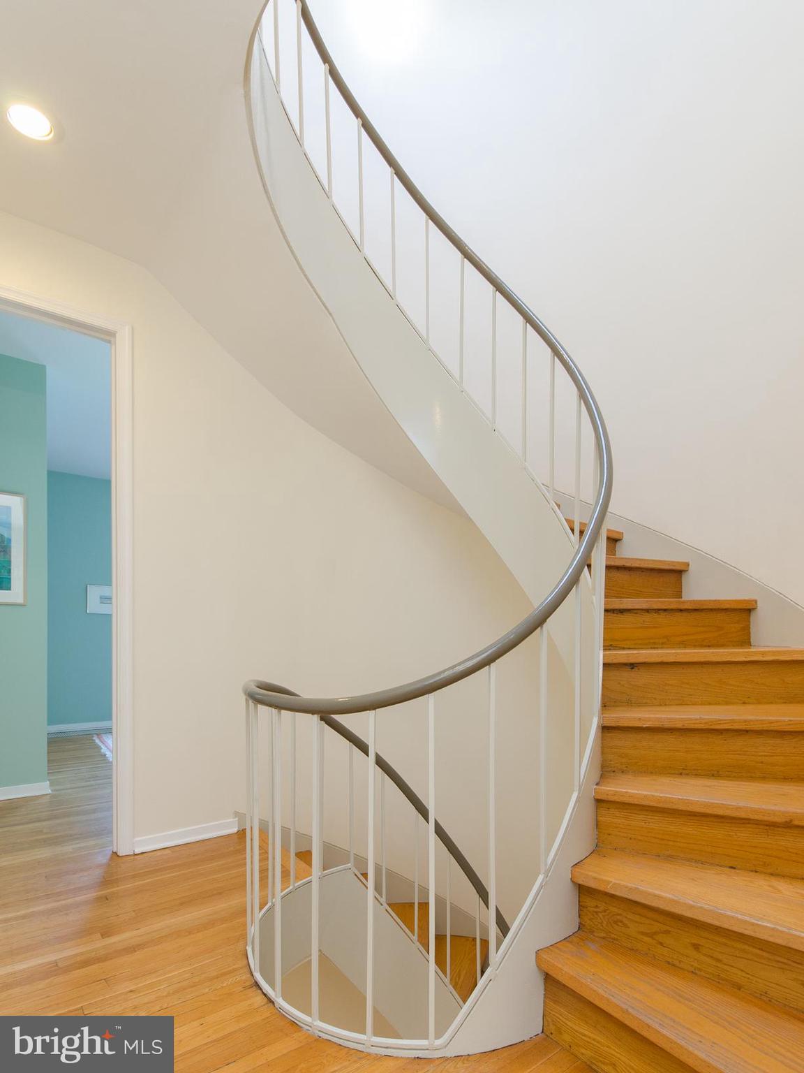 SOCIETY HILL - Residential