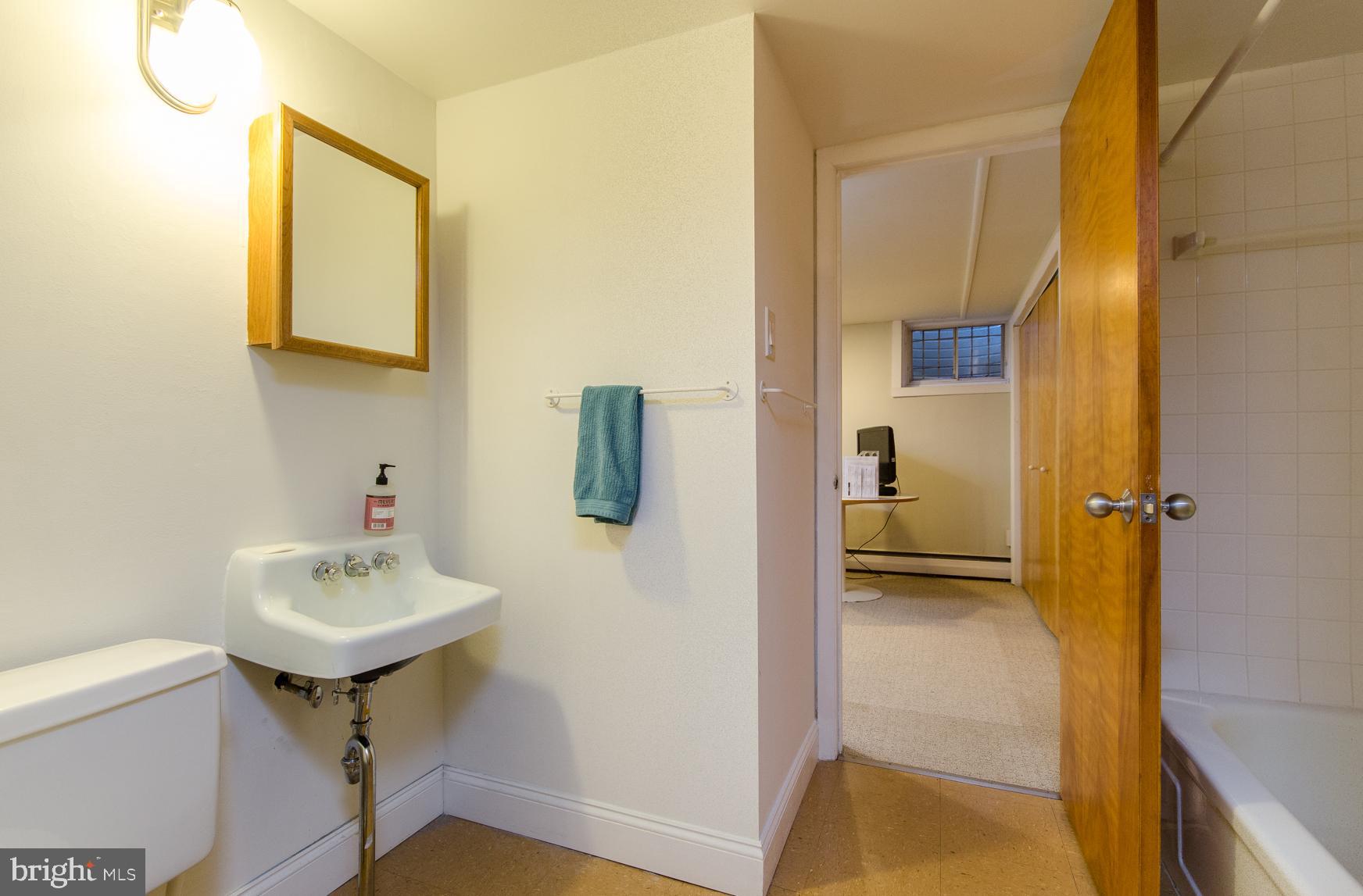 SOCIETY HILL - Residential