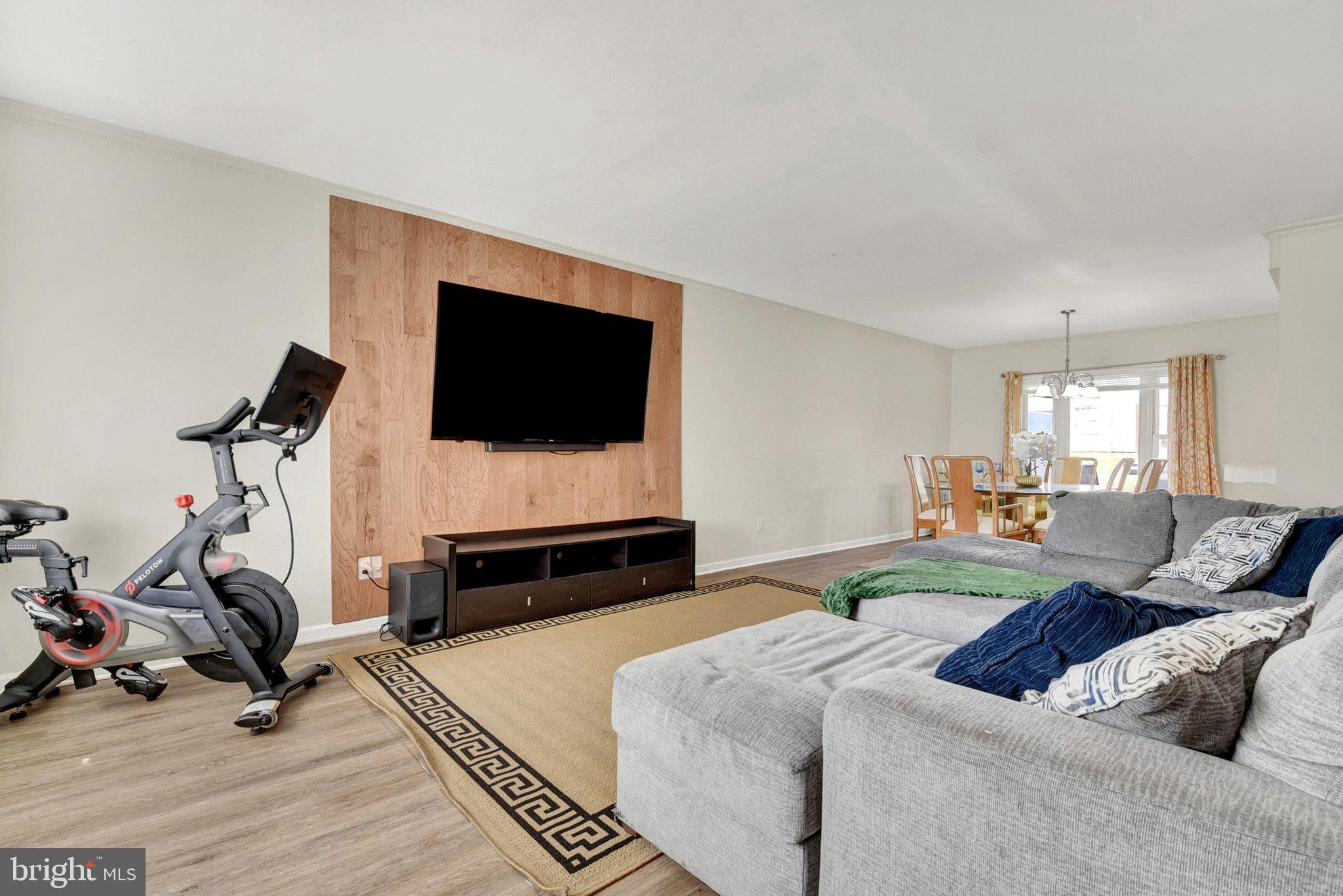 2622 GATEWAY DRIVE