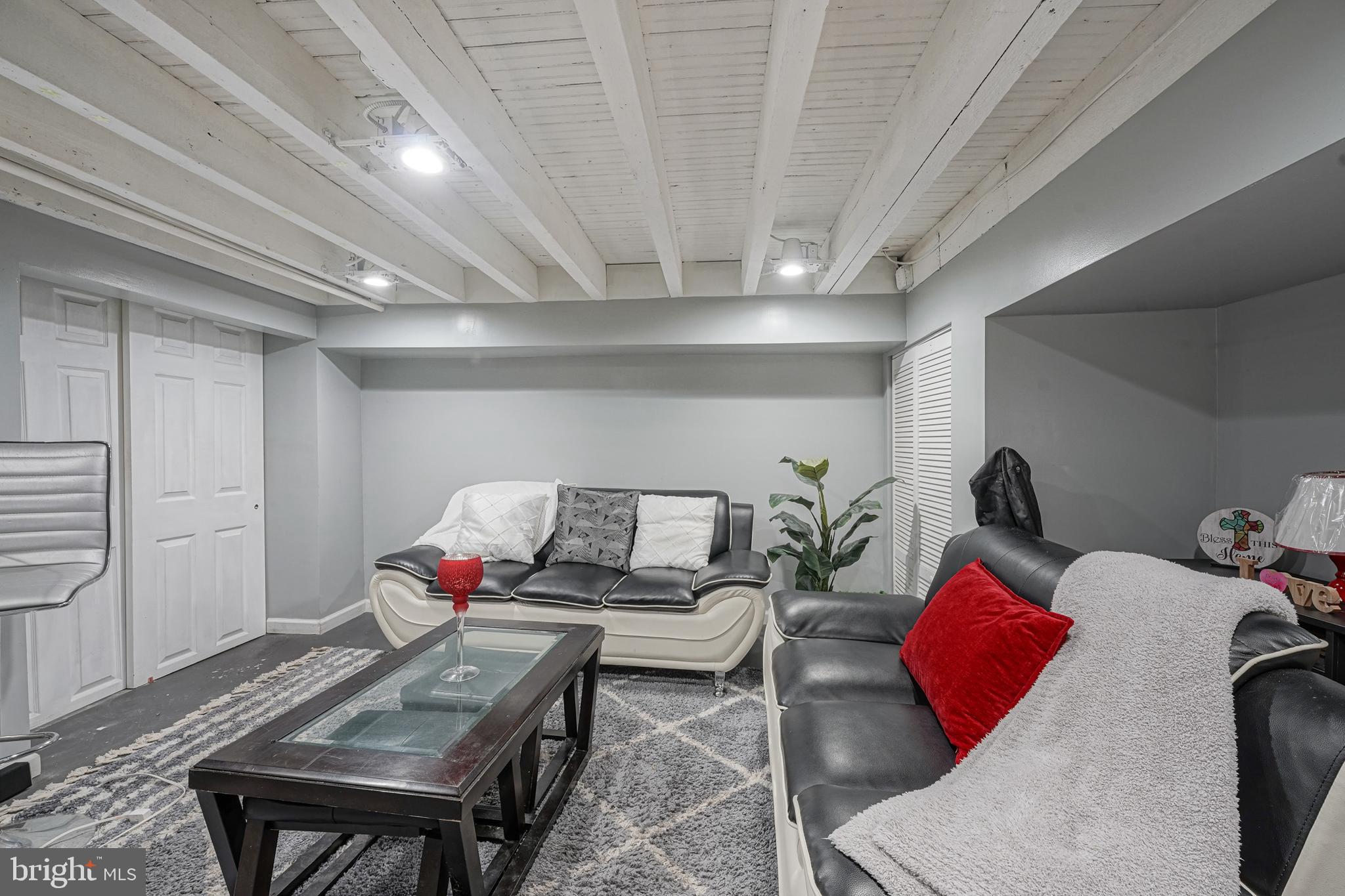 GERMANTOWN - Residential