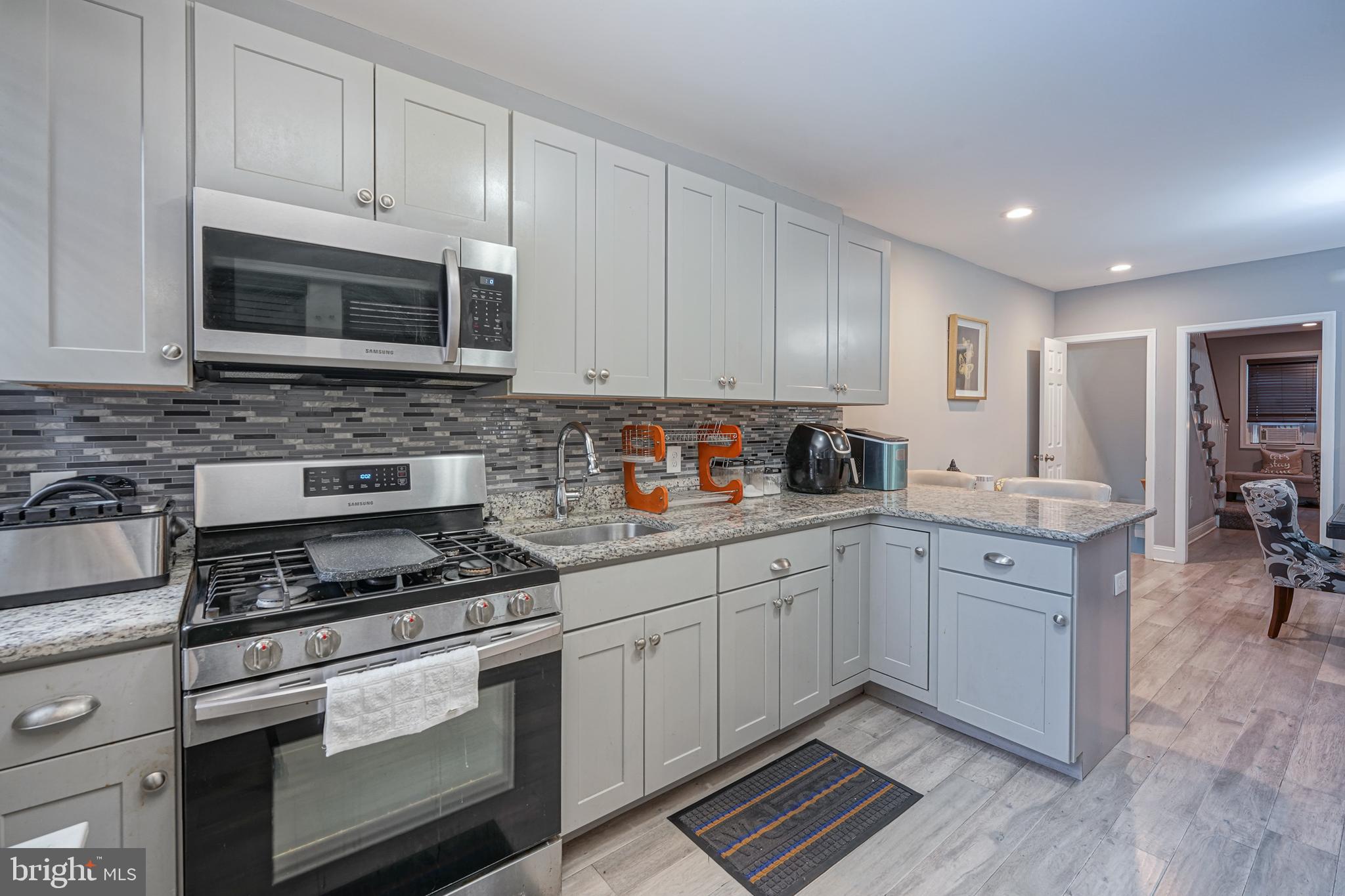GERMANTOWN - Residential