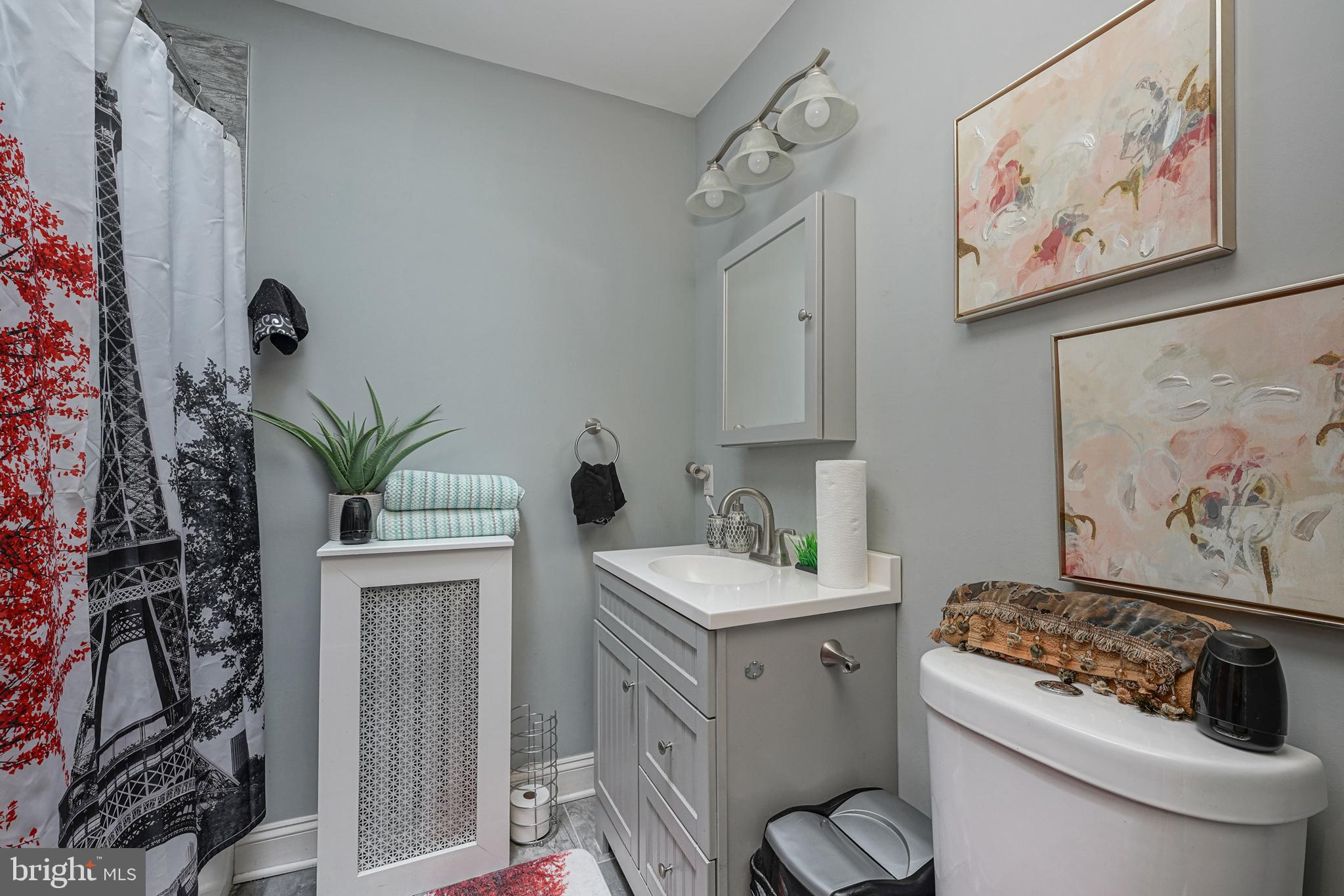 GERMANTOWN - Residential