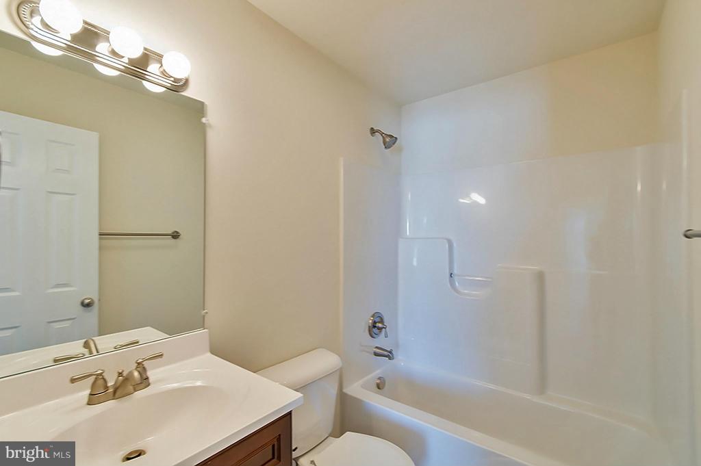 BUNKER HILL - Residential