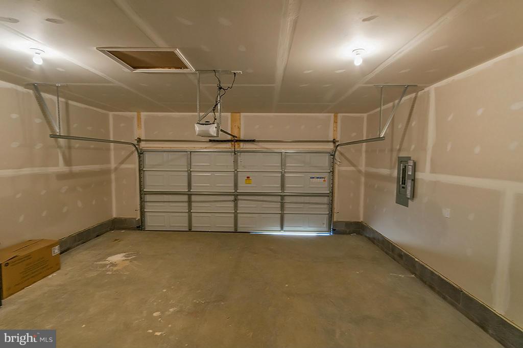 BUNKER HILL - Residential