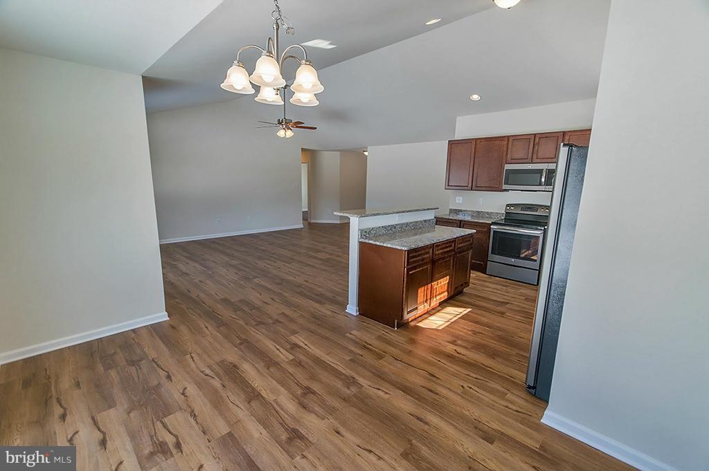 BUNKER HILL - Residential