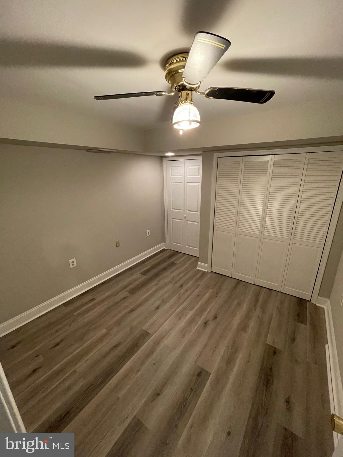 PINEWOOD HILL - Residential Lease