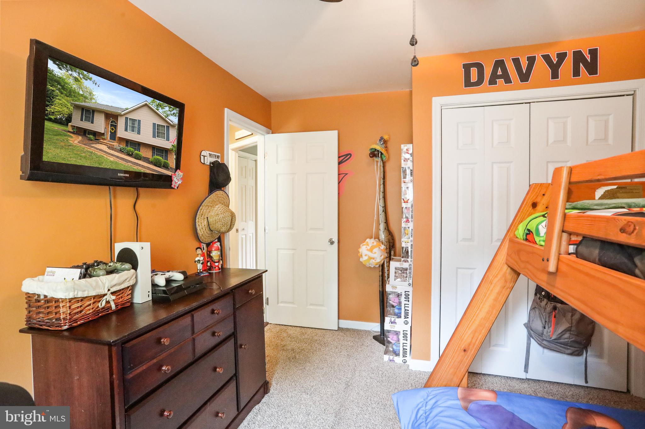 POTOMAC HEIGHTS - Residential