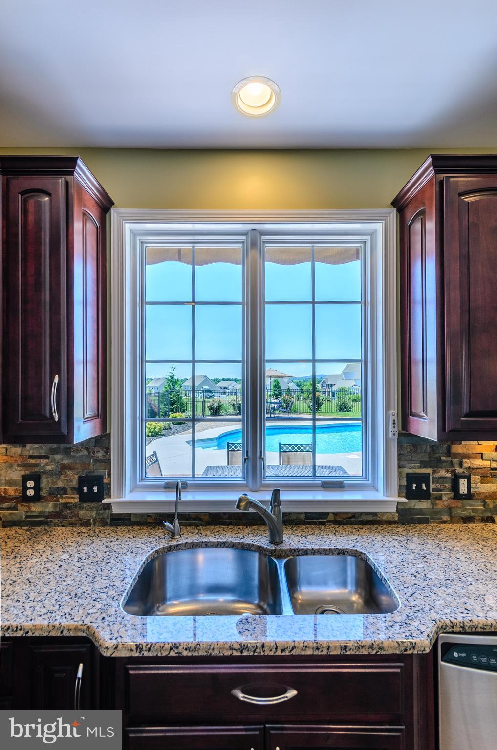 BRITTANY II - Residential
