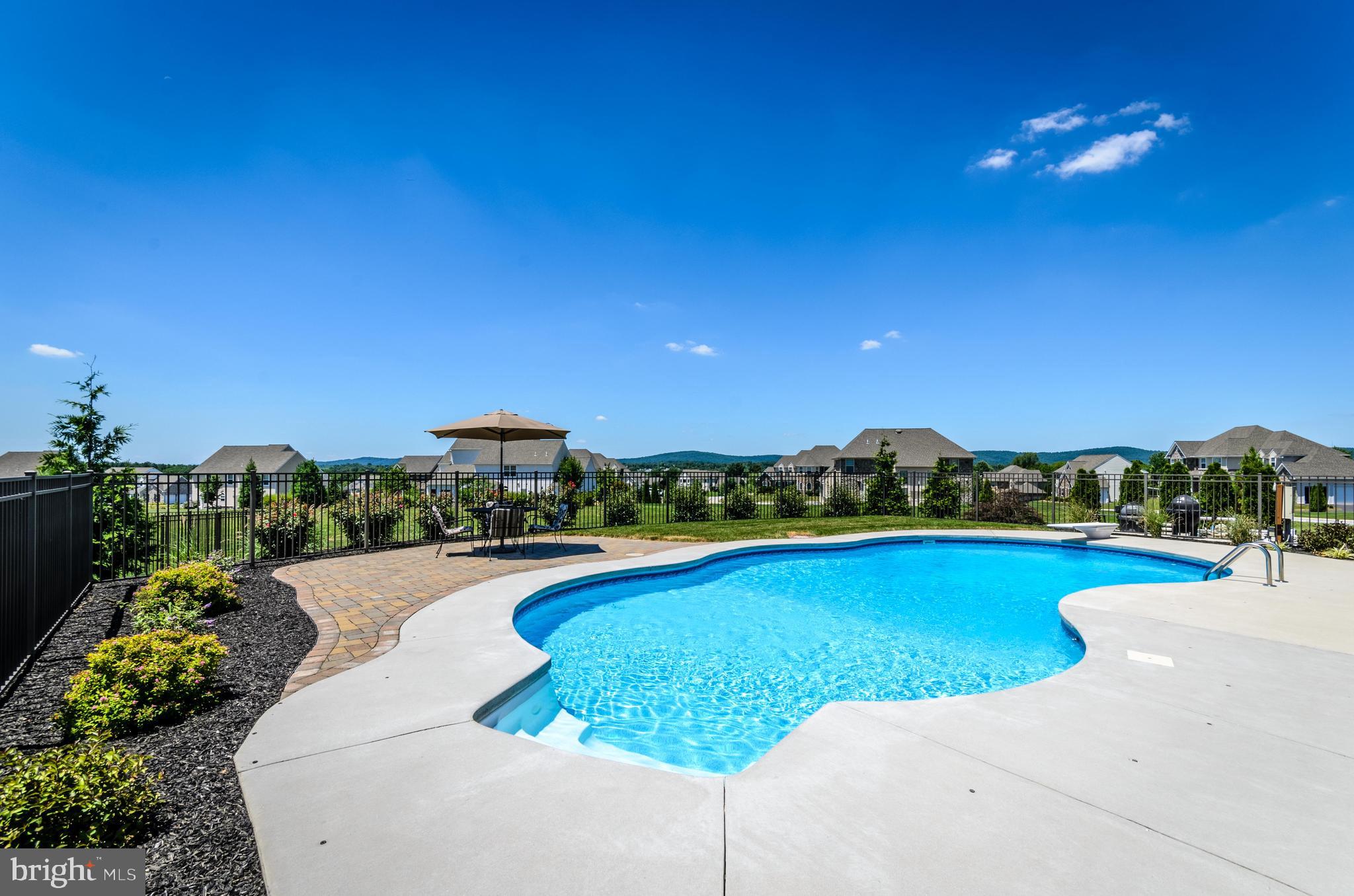 BRITTANY II - Residential