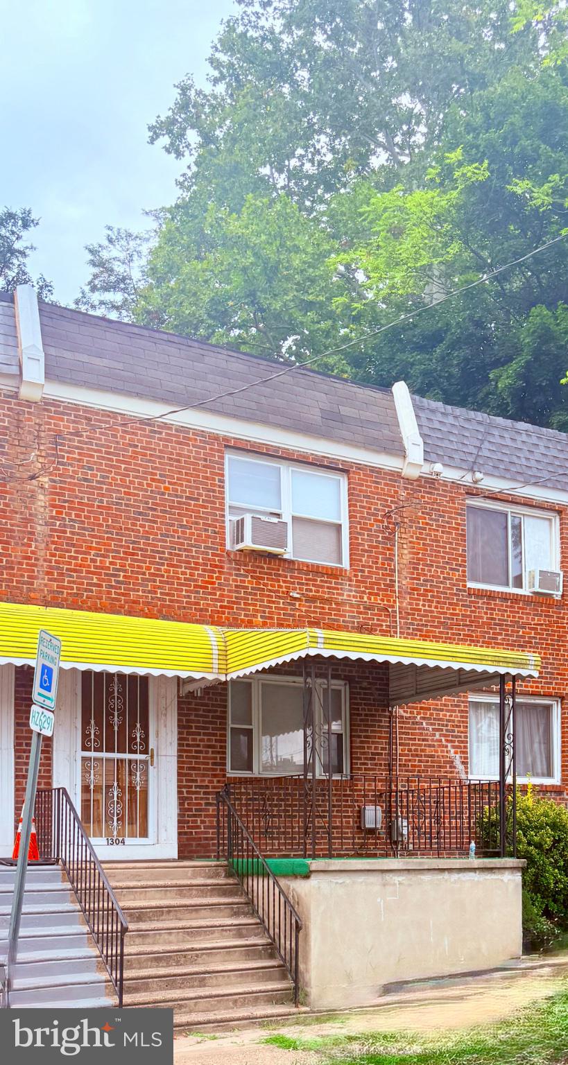 1304 EDGEWOOD AVENUE