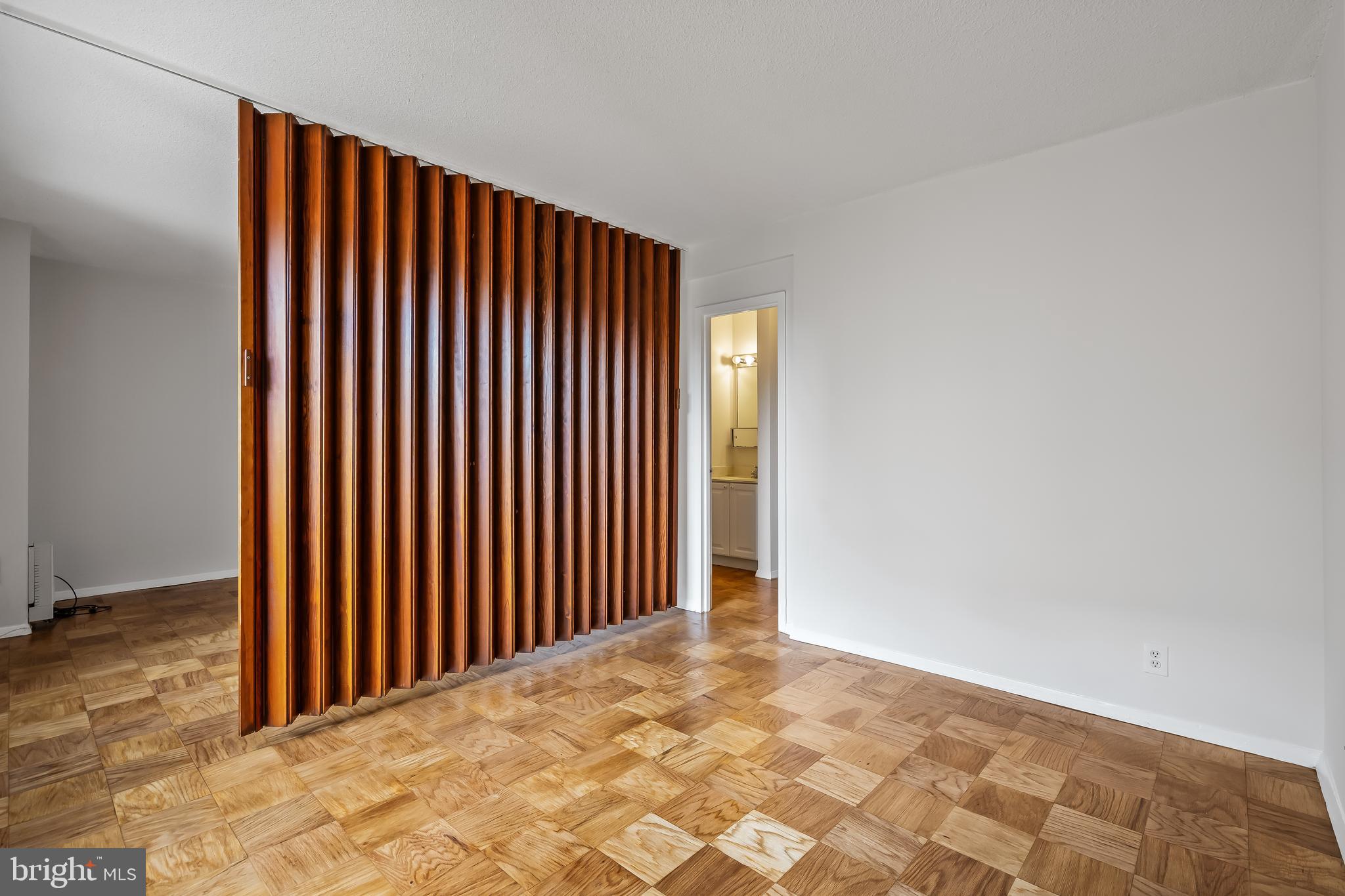 FRIENDSHIP HEIGHTS - Residential Lease