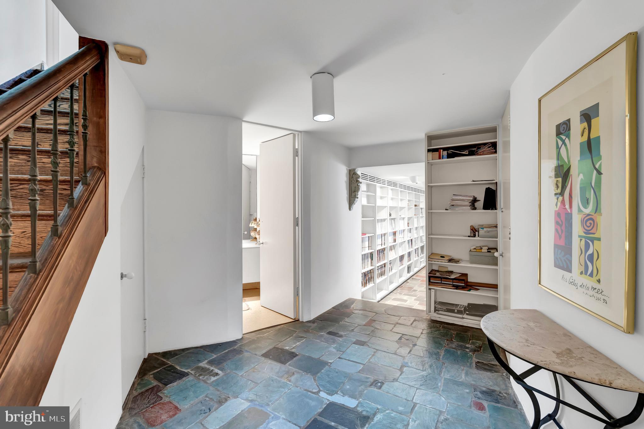 BRADLEY WOODS - Residential