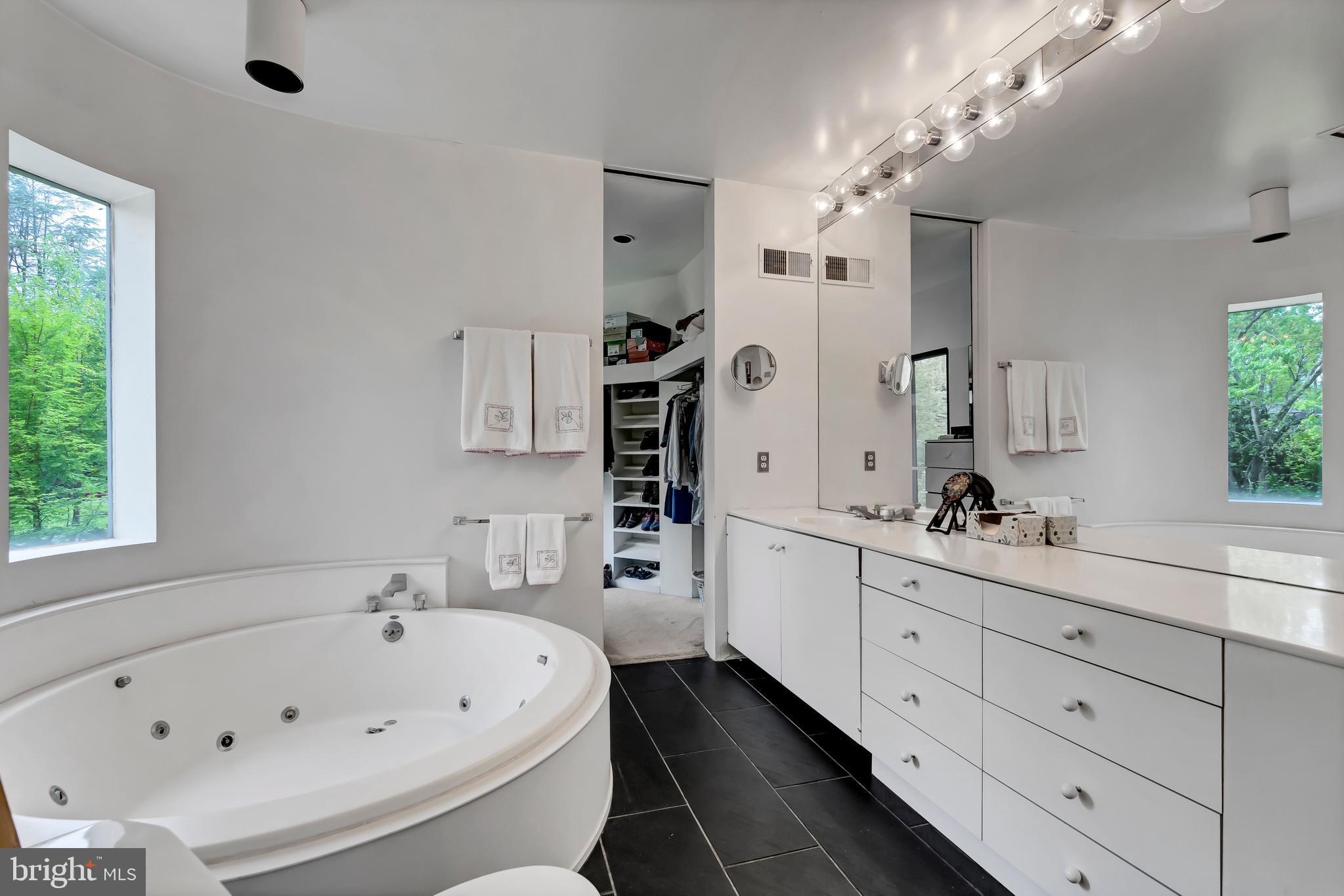 BRADLEY WOODS - Residential