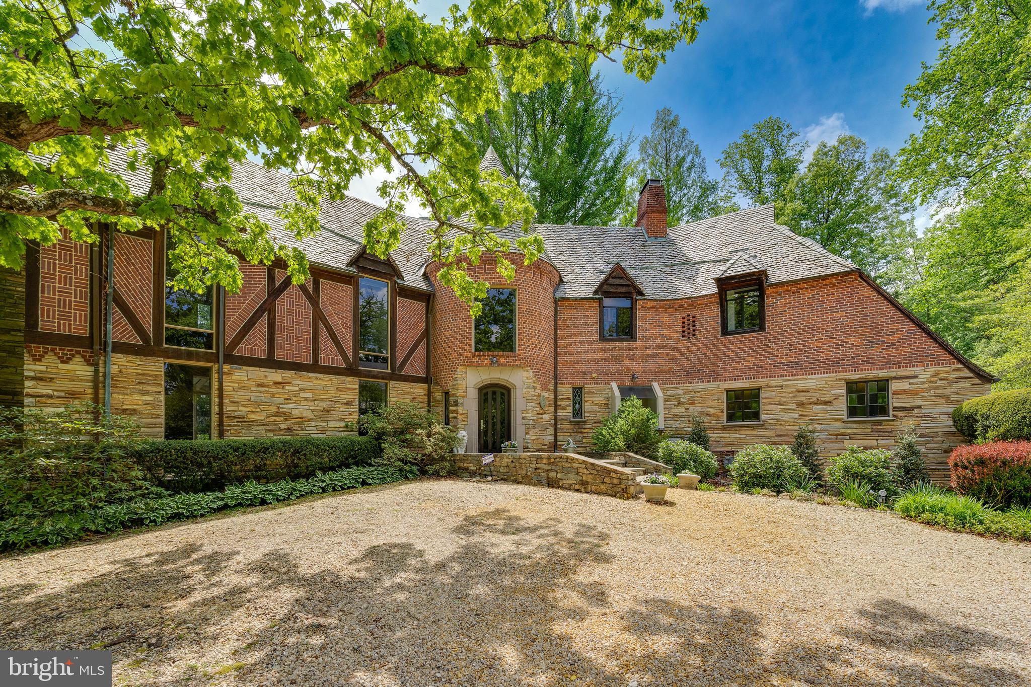 BRADLEY WOODS - Residential