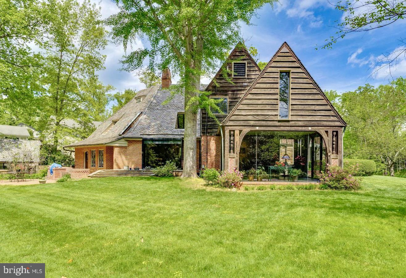 BRADLEY WOODS - Residential