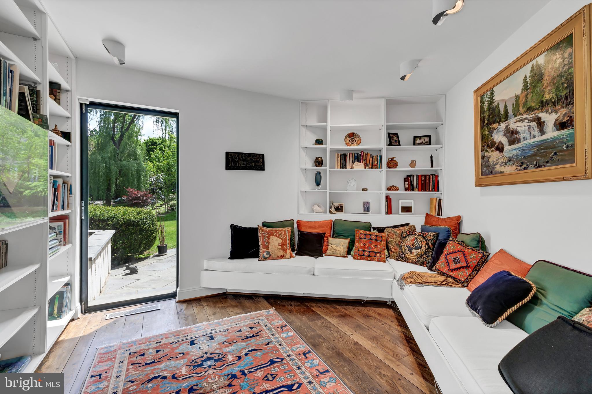 BRADLEY WOODS - Residential